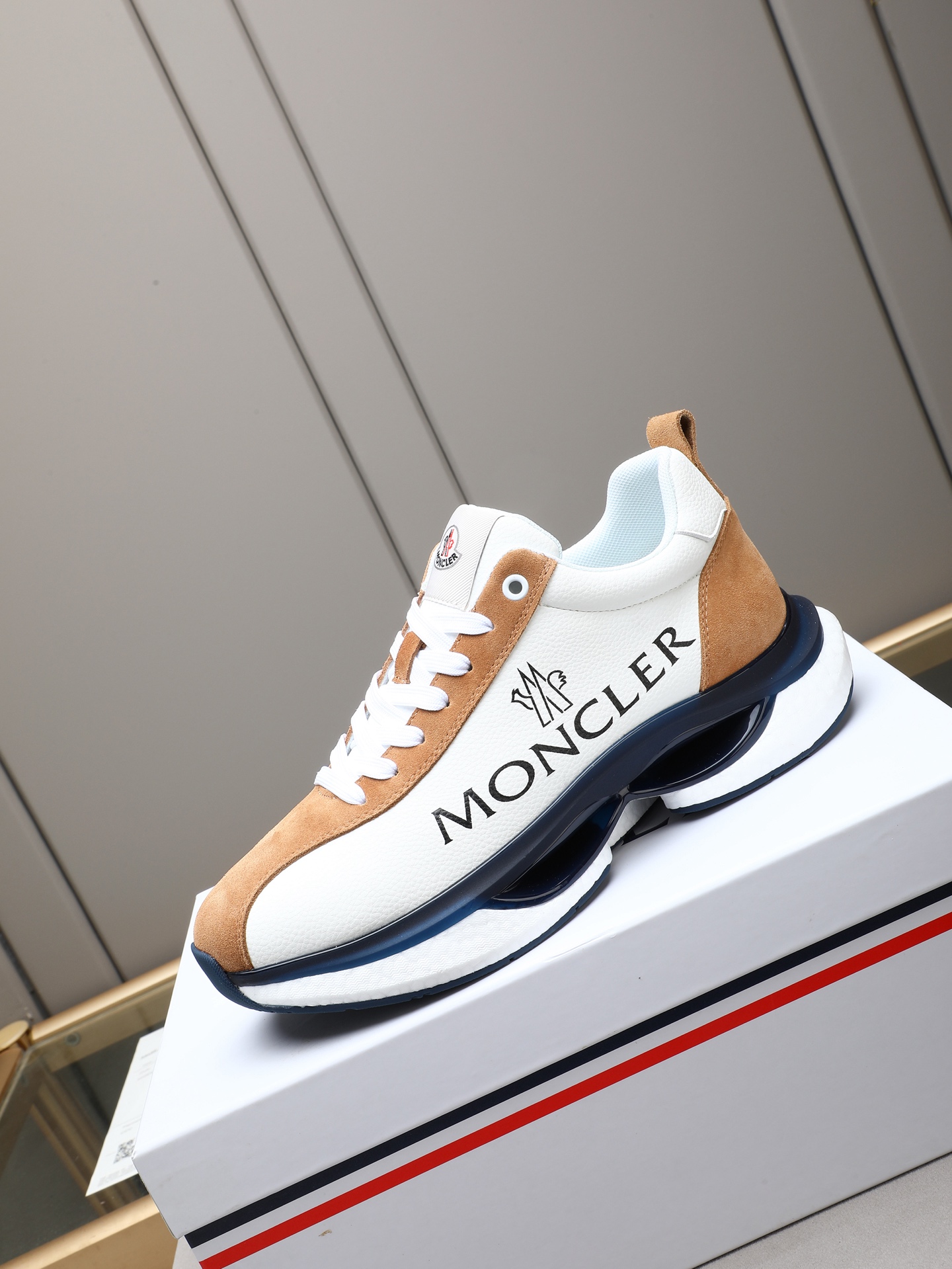 Moncler shoe