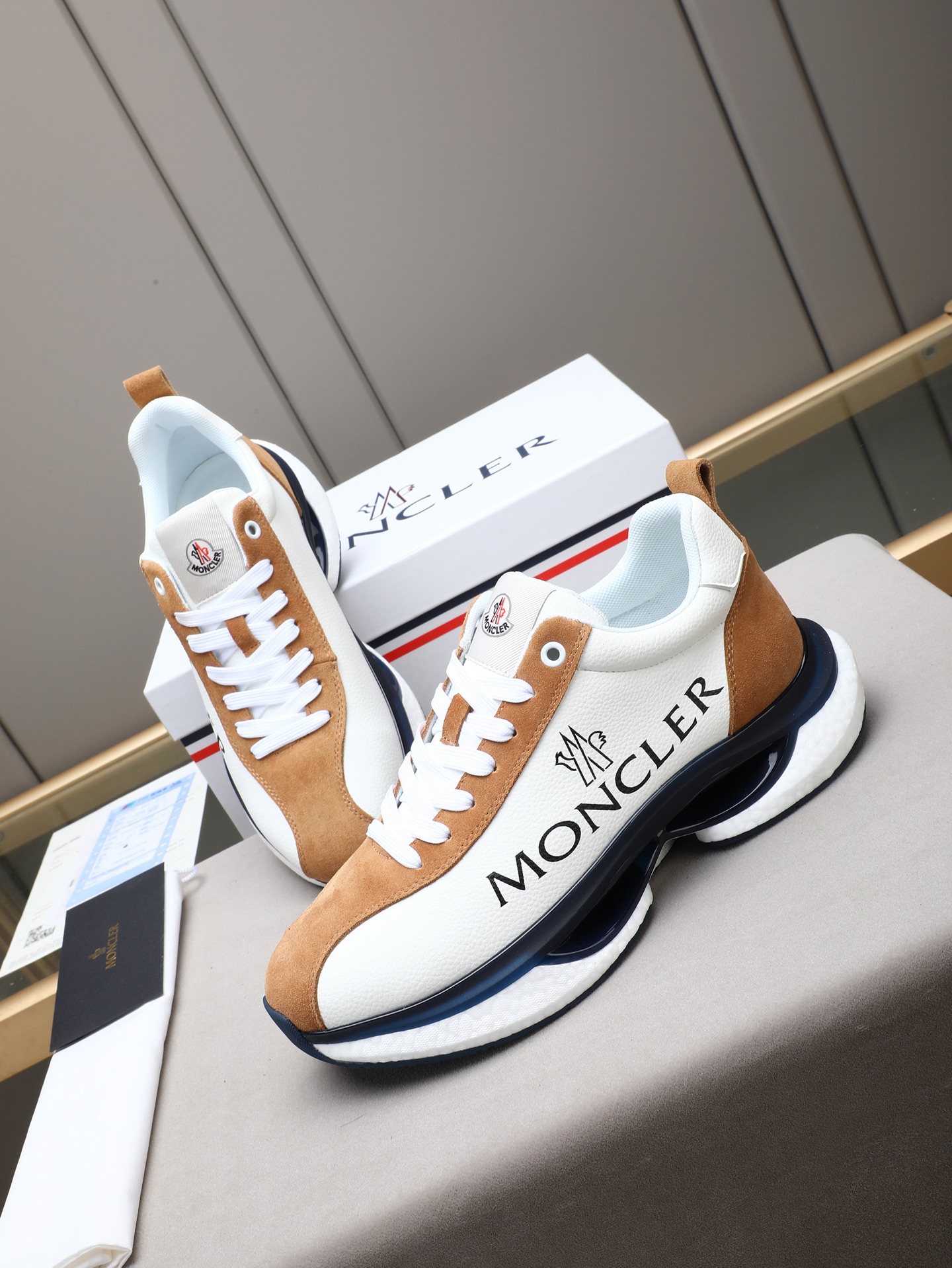 Moncler shoe