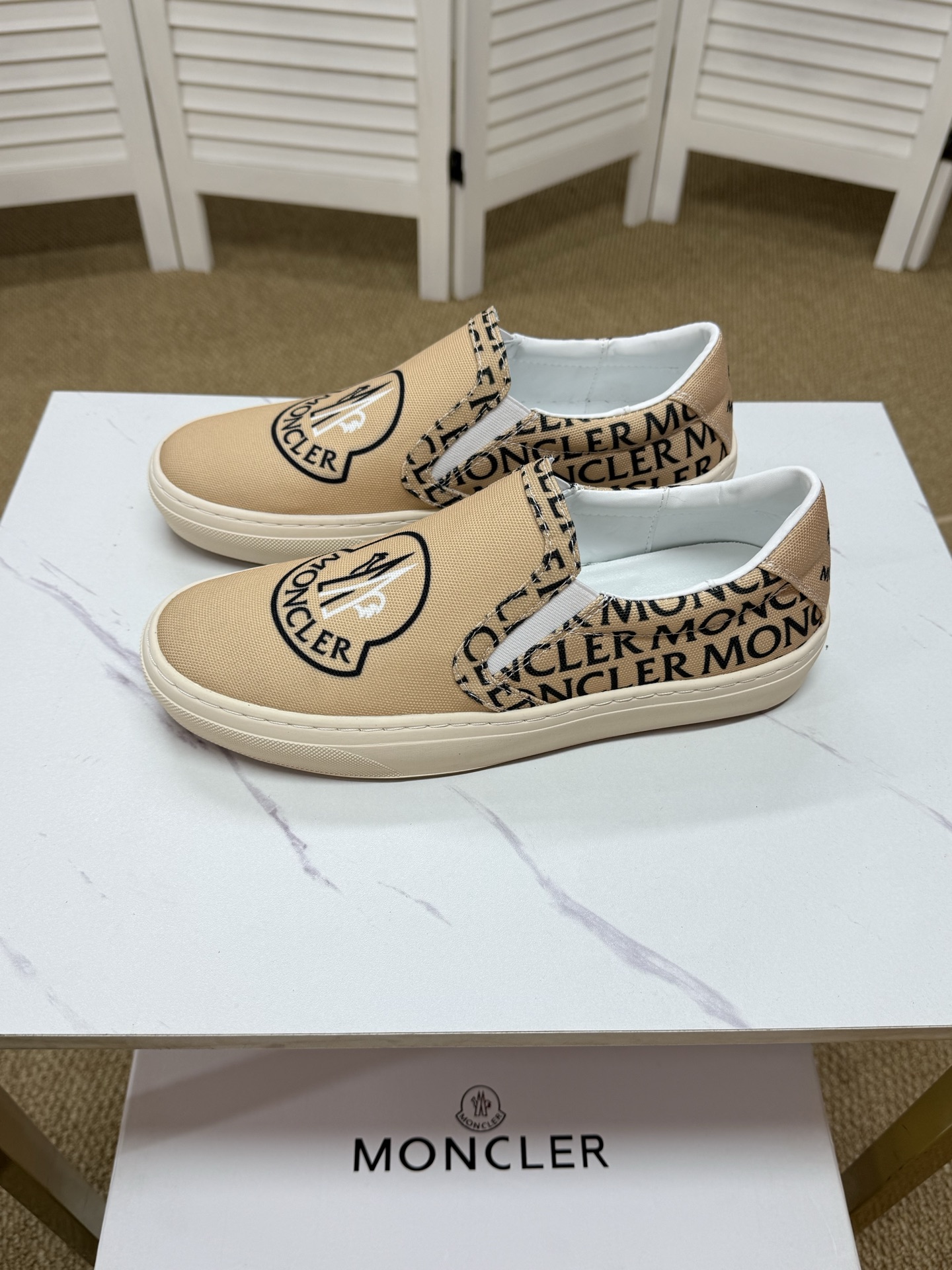 Moncler shoe