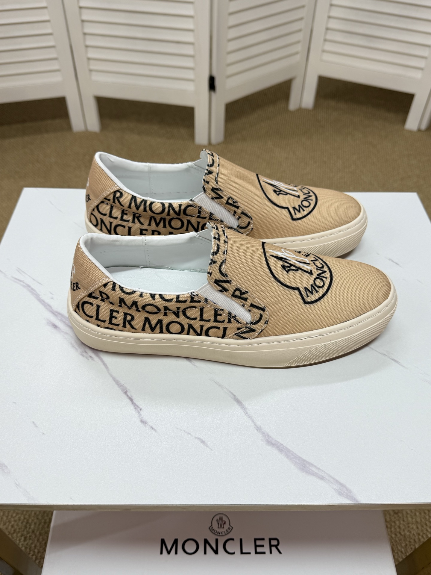 Moncler shoe
