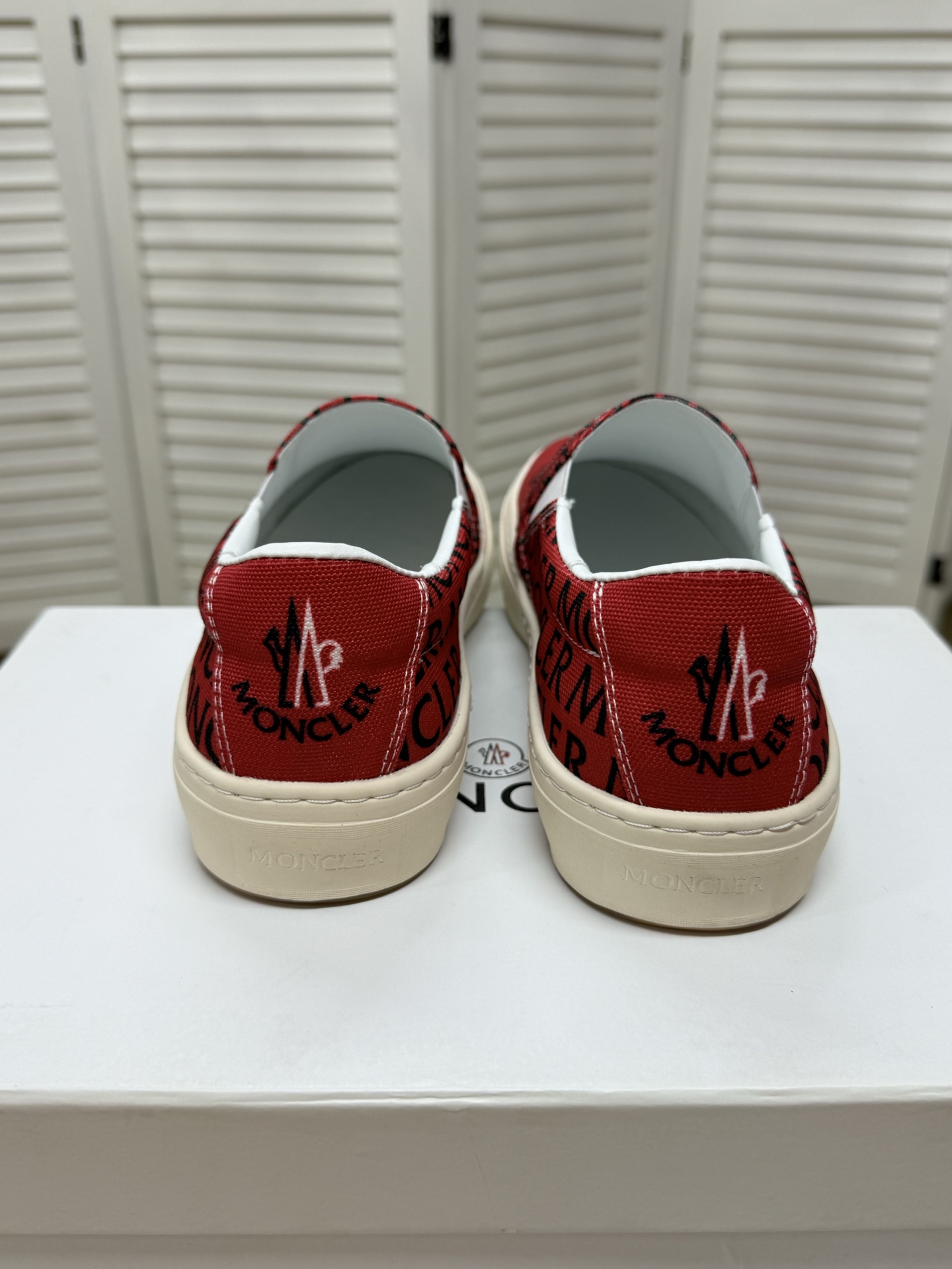 Moncler shoe