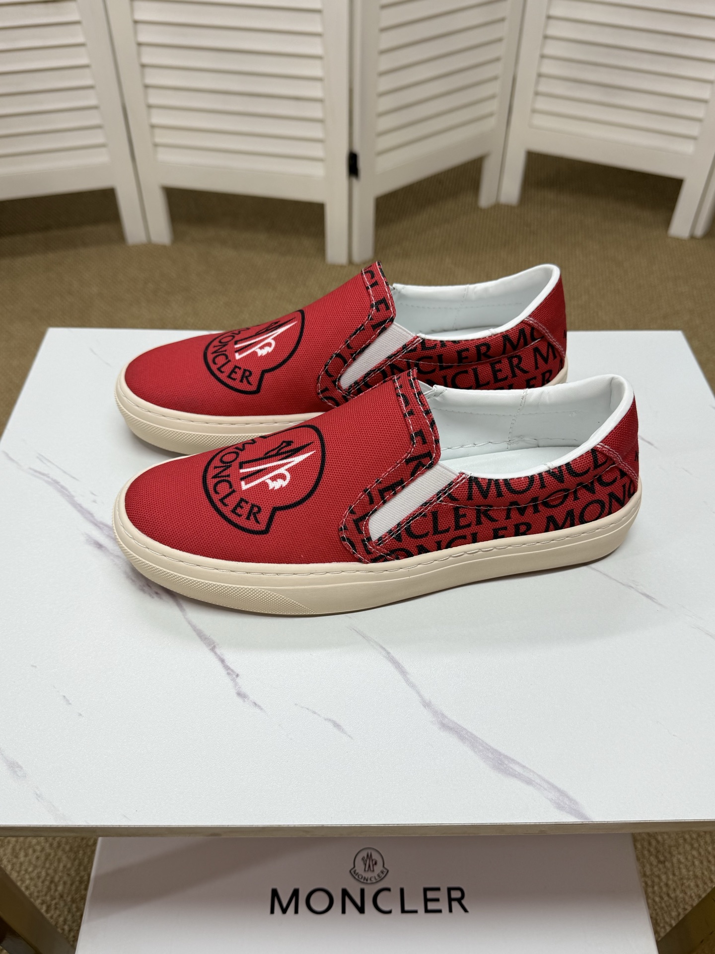 Moncler shoe