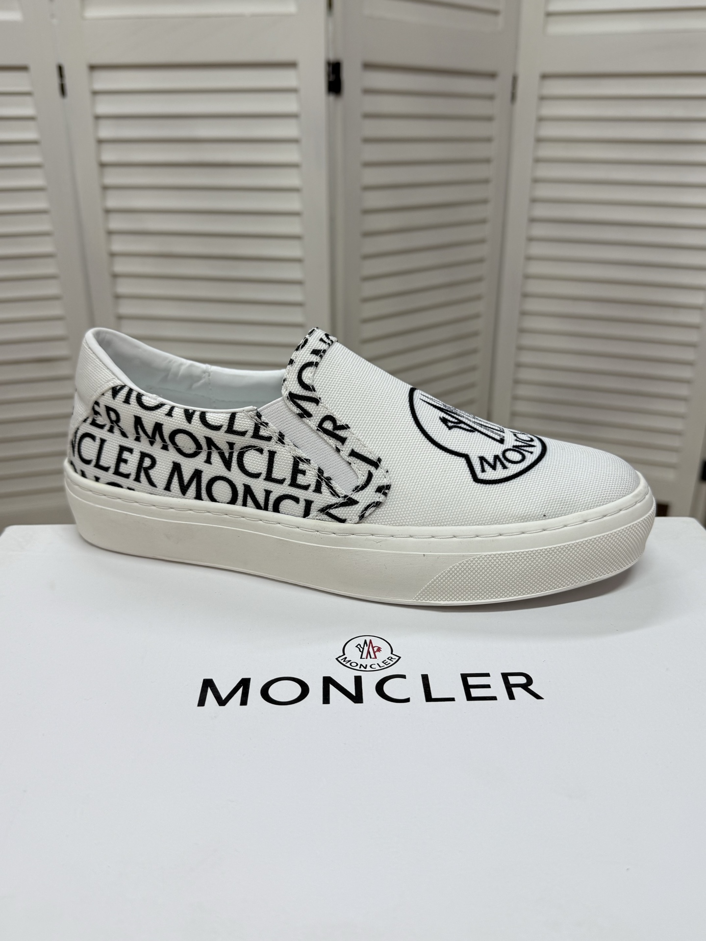 Moncler shoe
