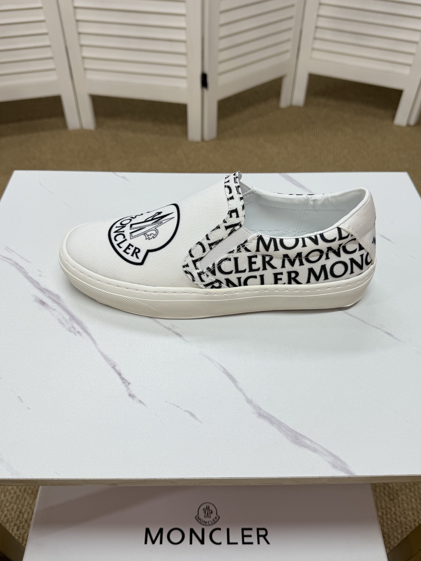 Moncler shoe