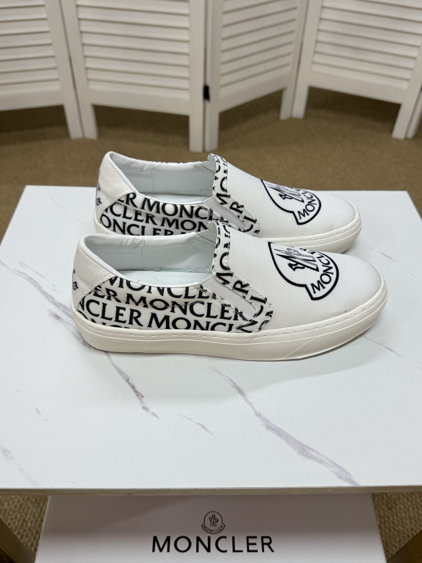 Moncler shoe