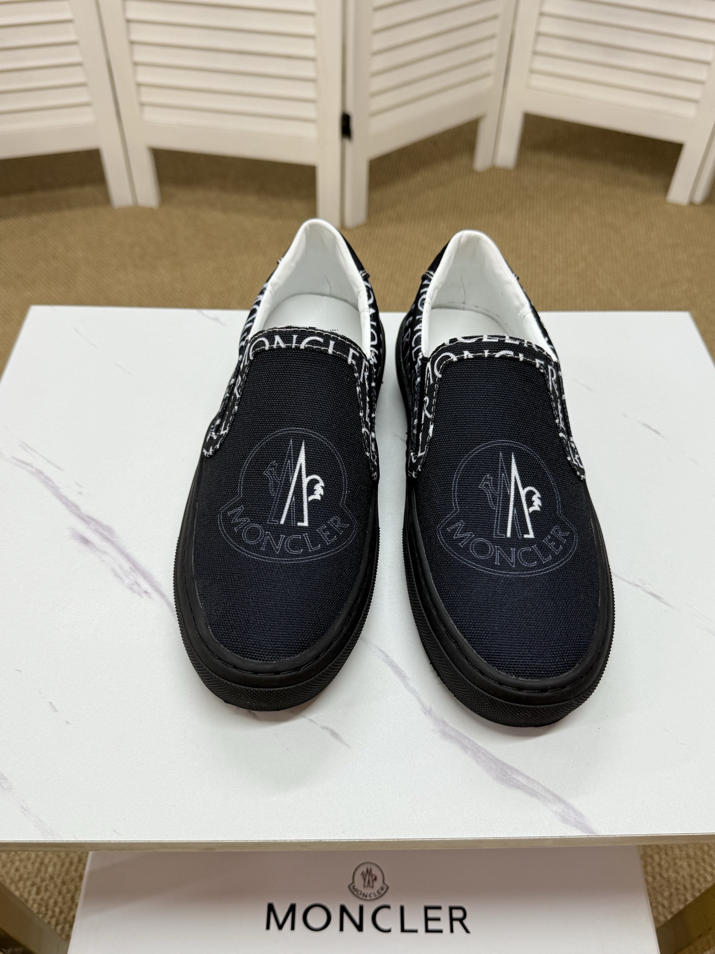 Moncler shoe