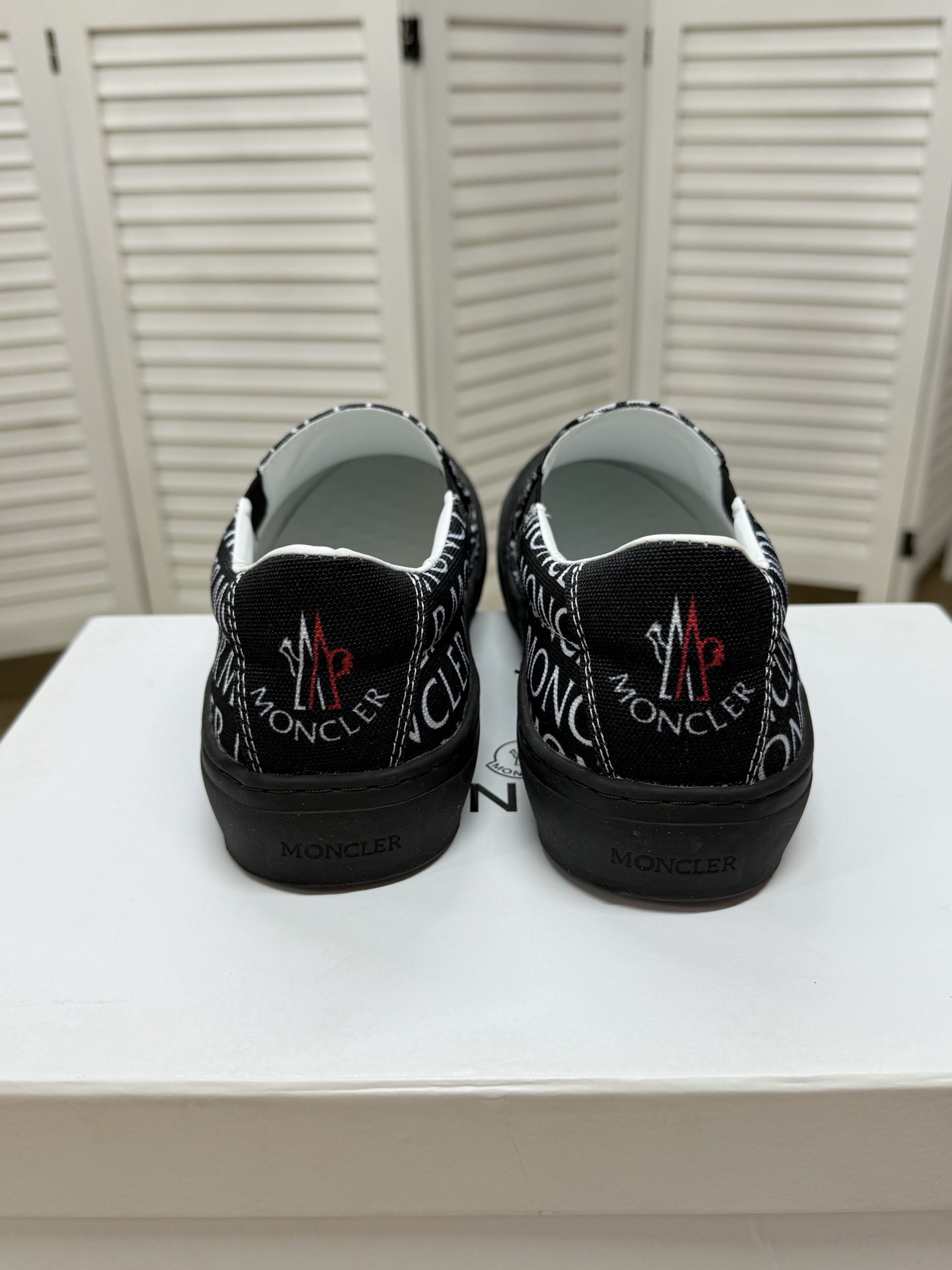 Moncler shoe
