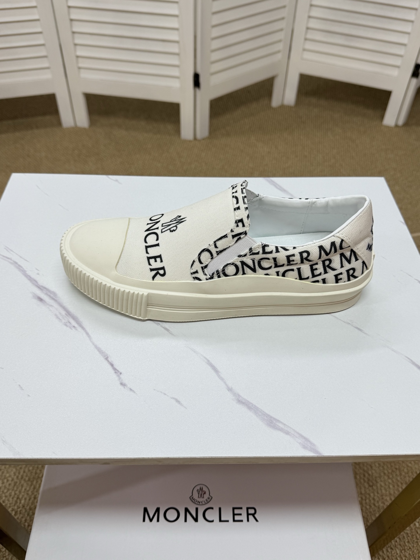 Moncler shoe