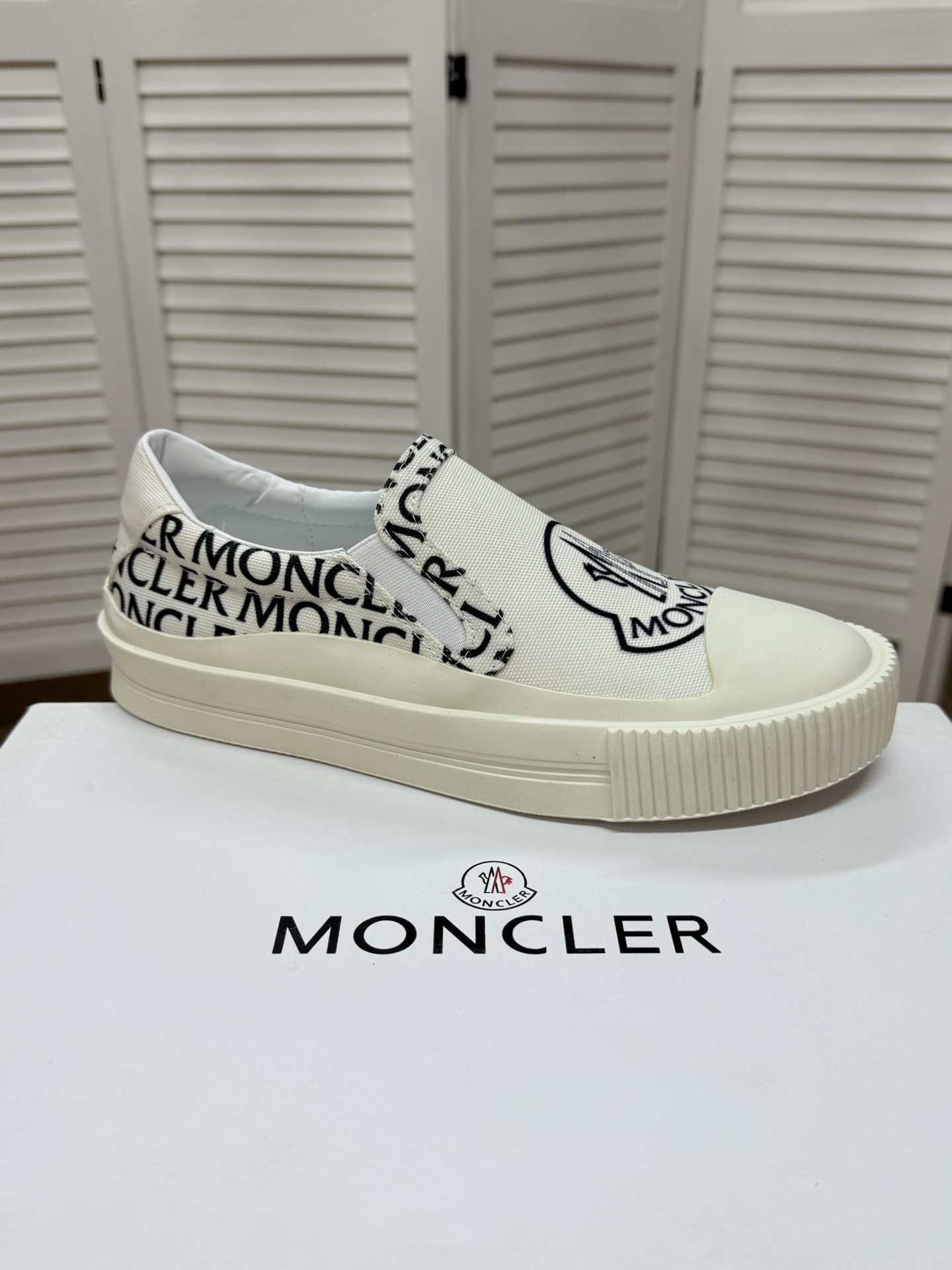Moncler shoe