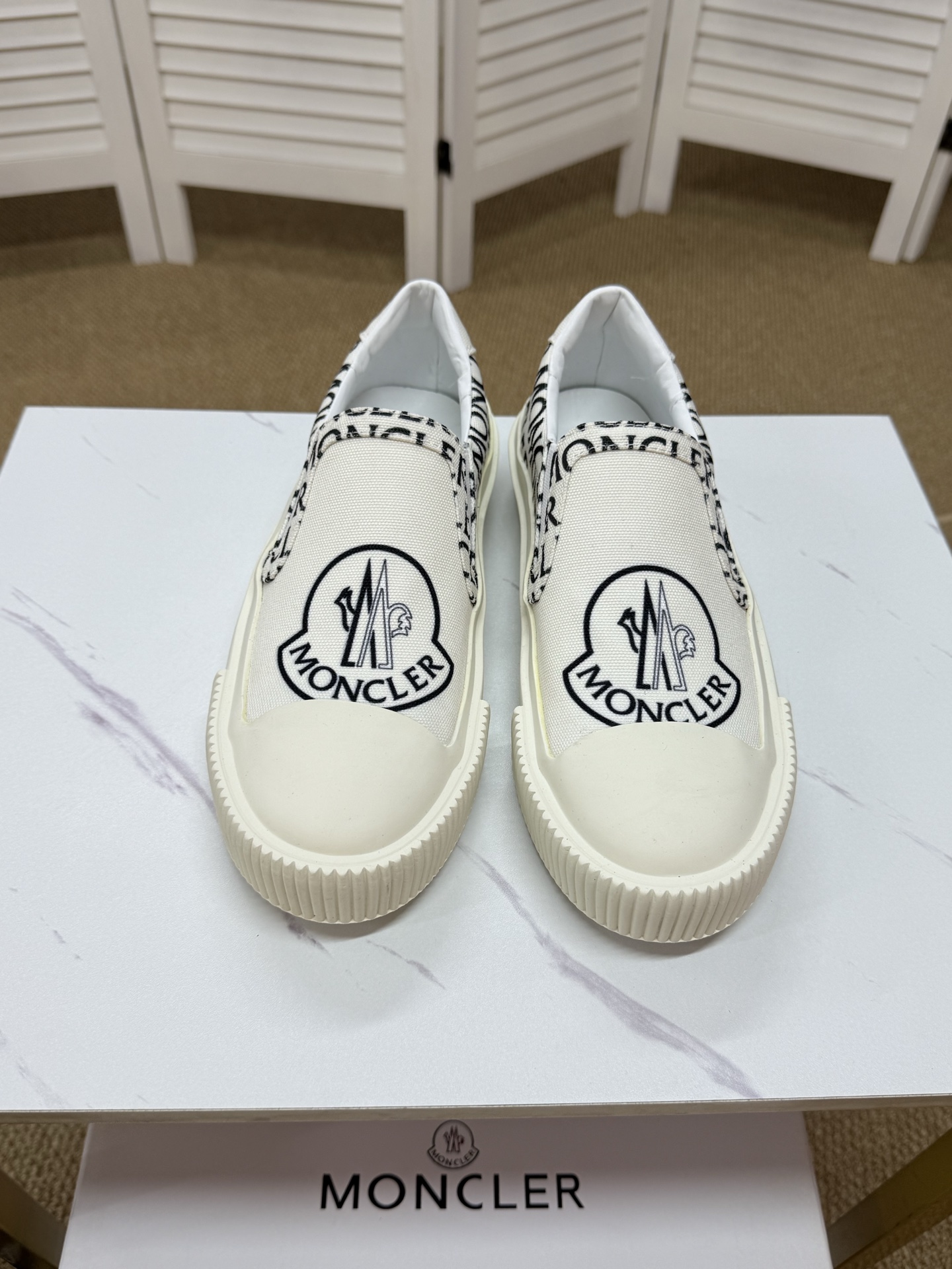 Moncler shoe