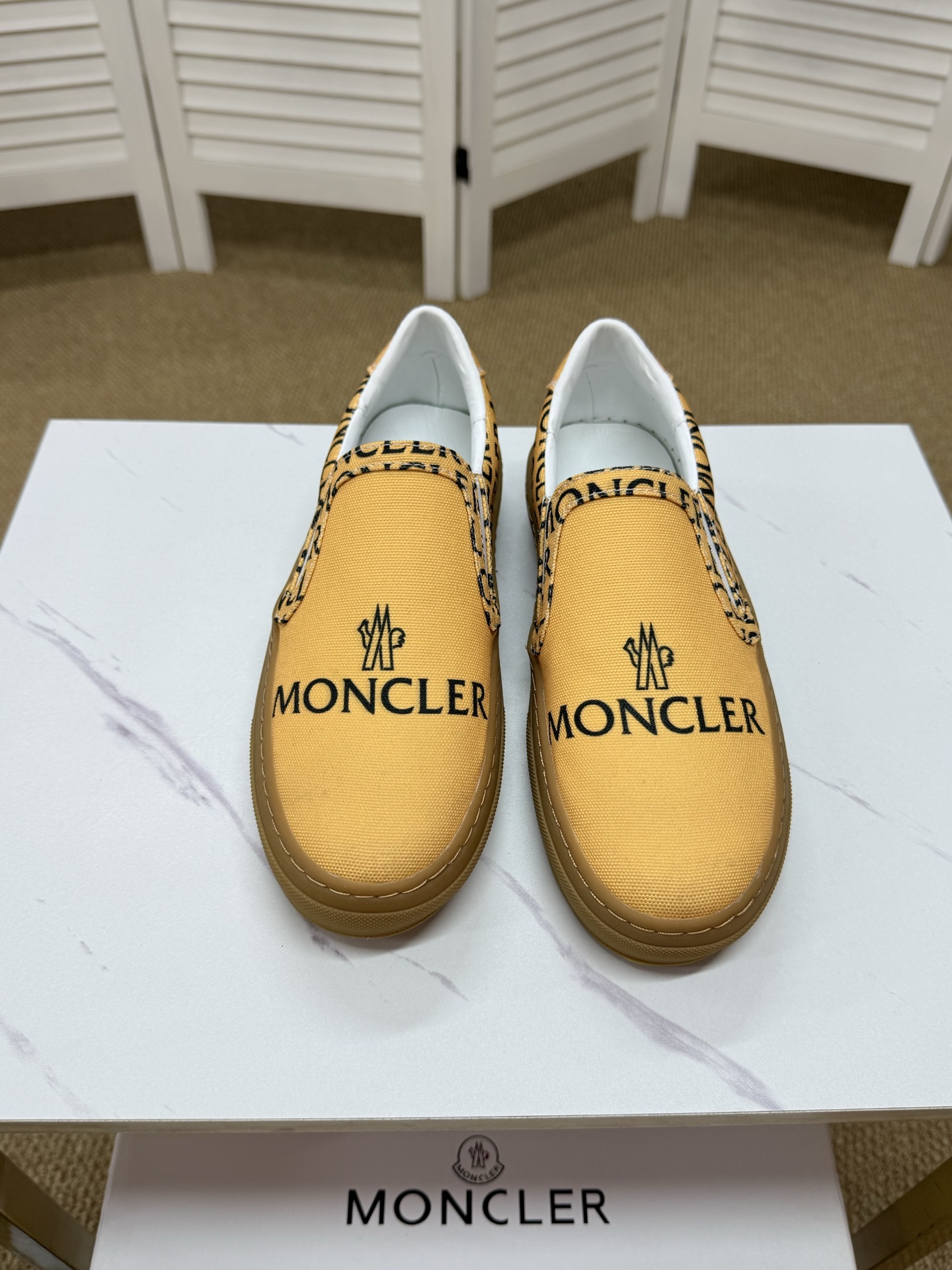 Moncler shoe