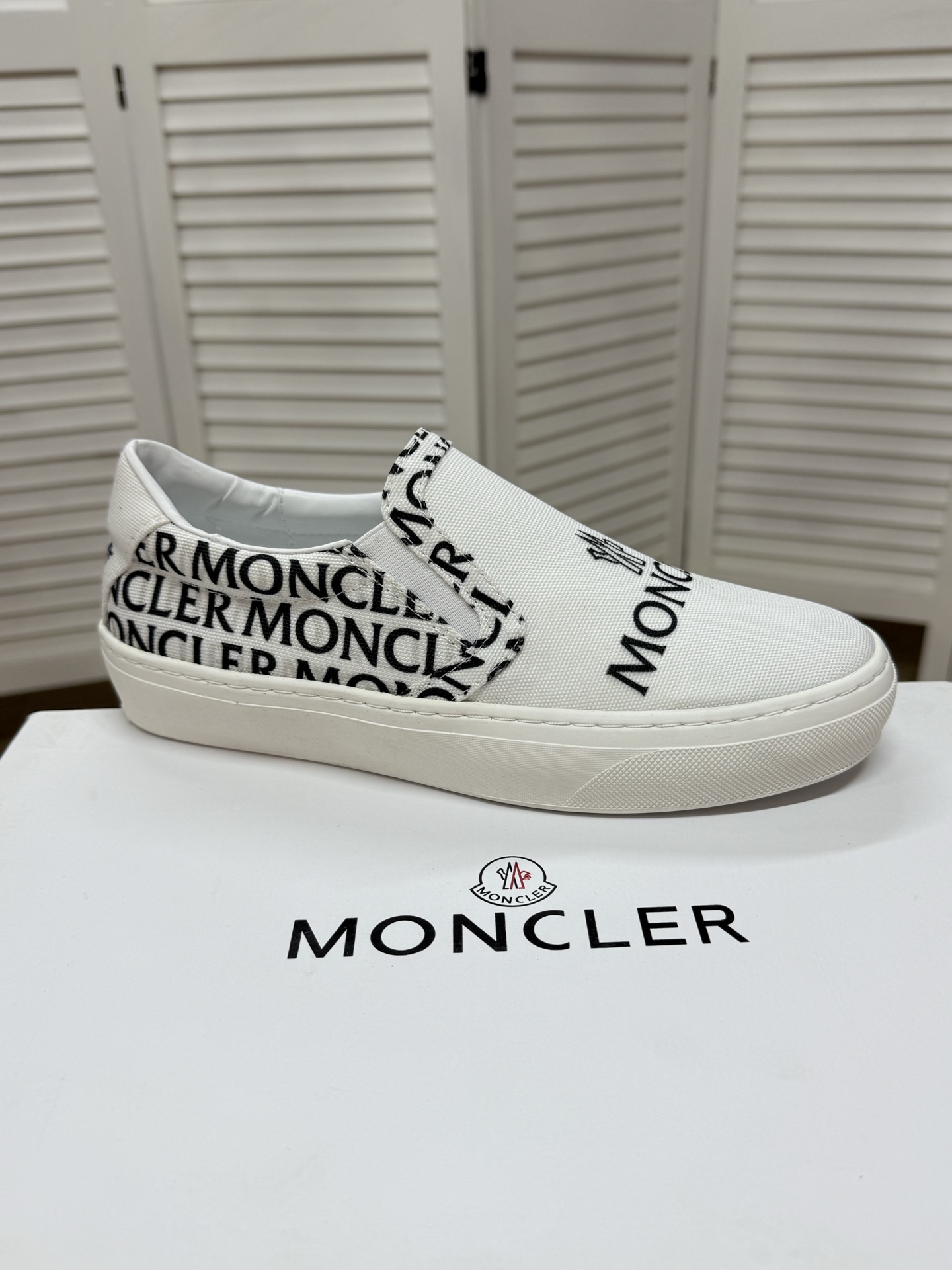 Moncler shoe