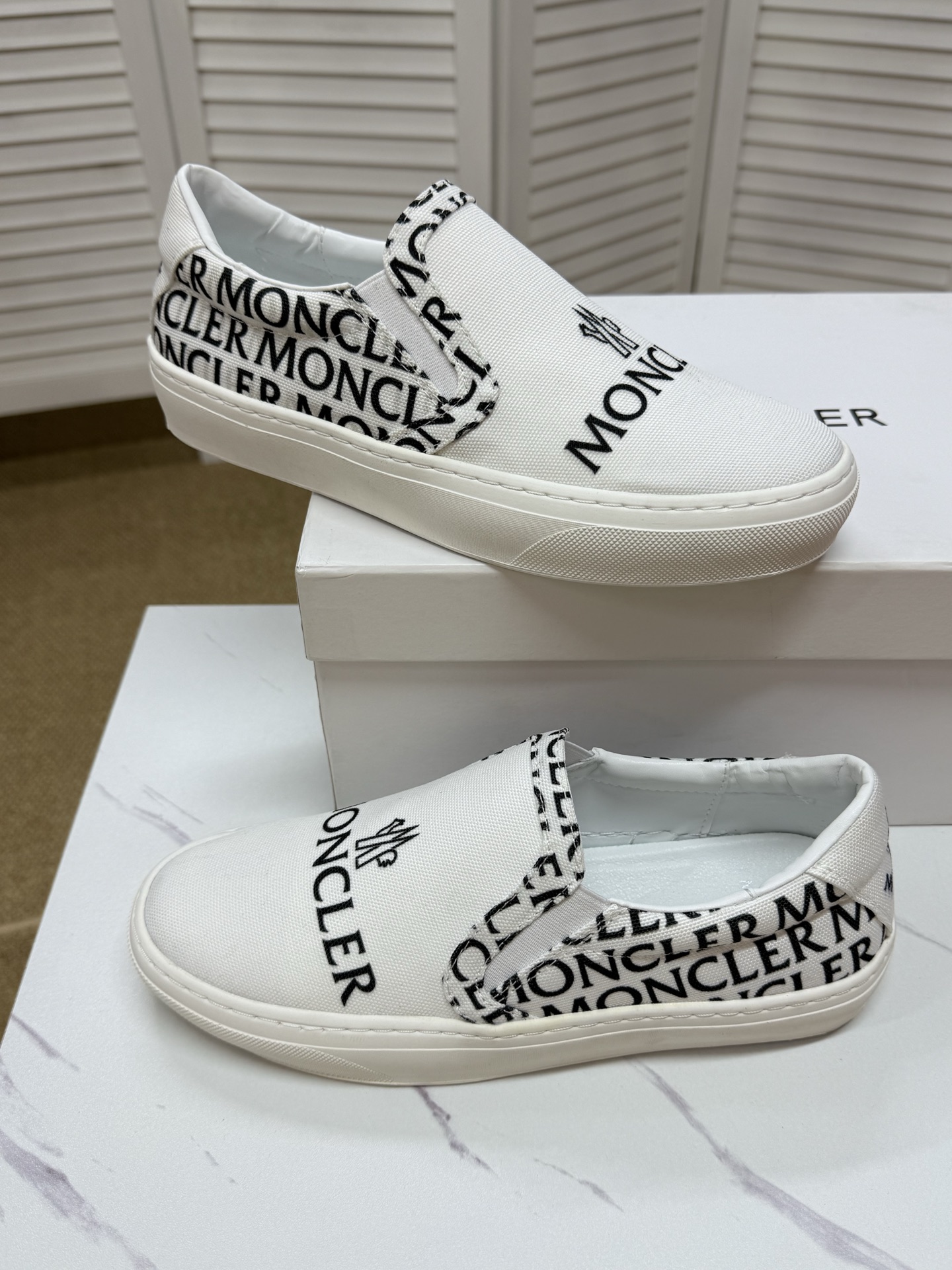 Moncler shoe