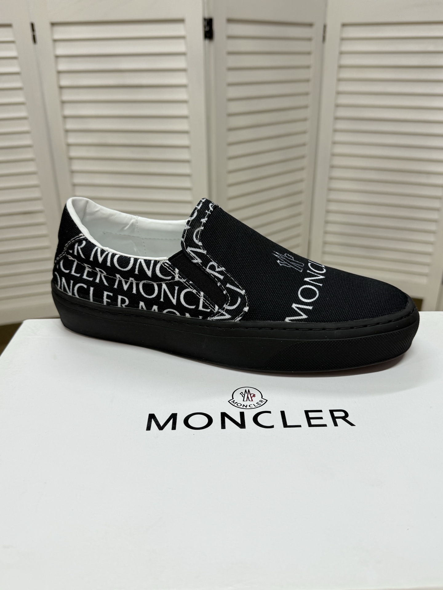 Moncler shoe