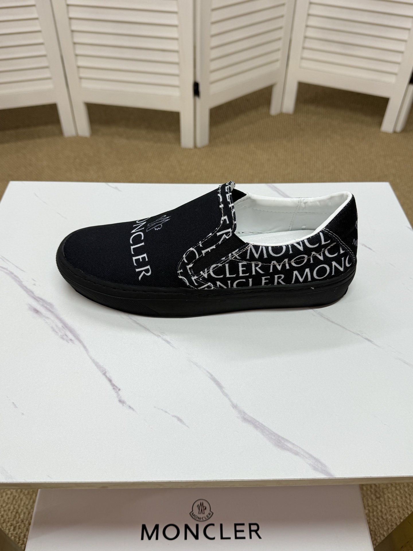 Moncler shoe