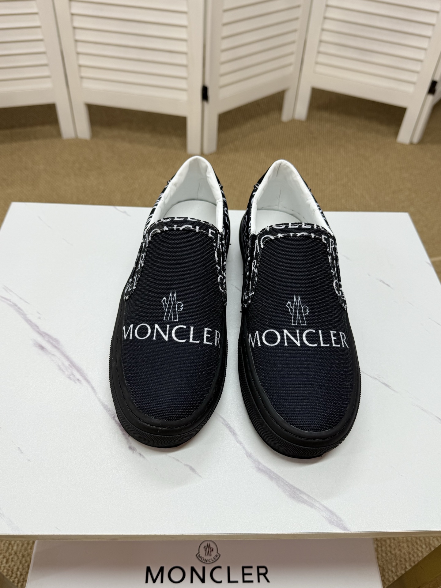 Moncler shoe