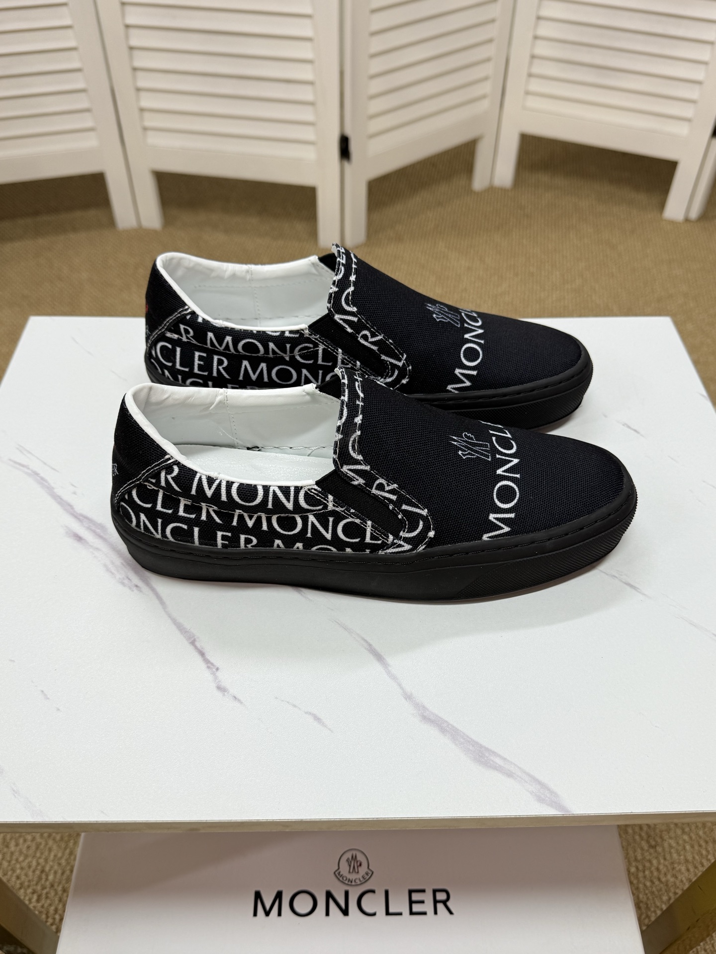 Moncler shoe