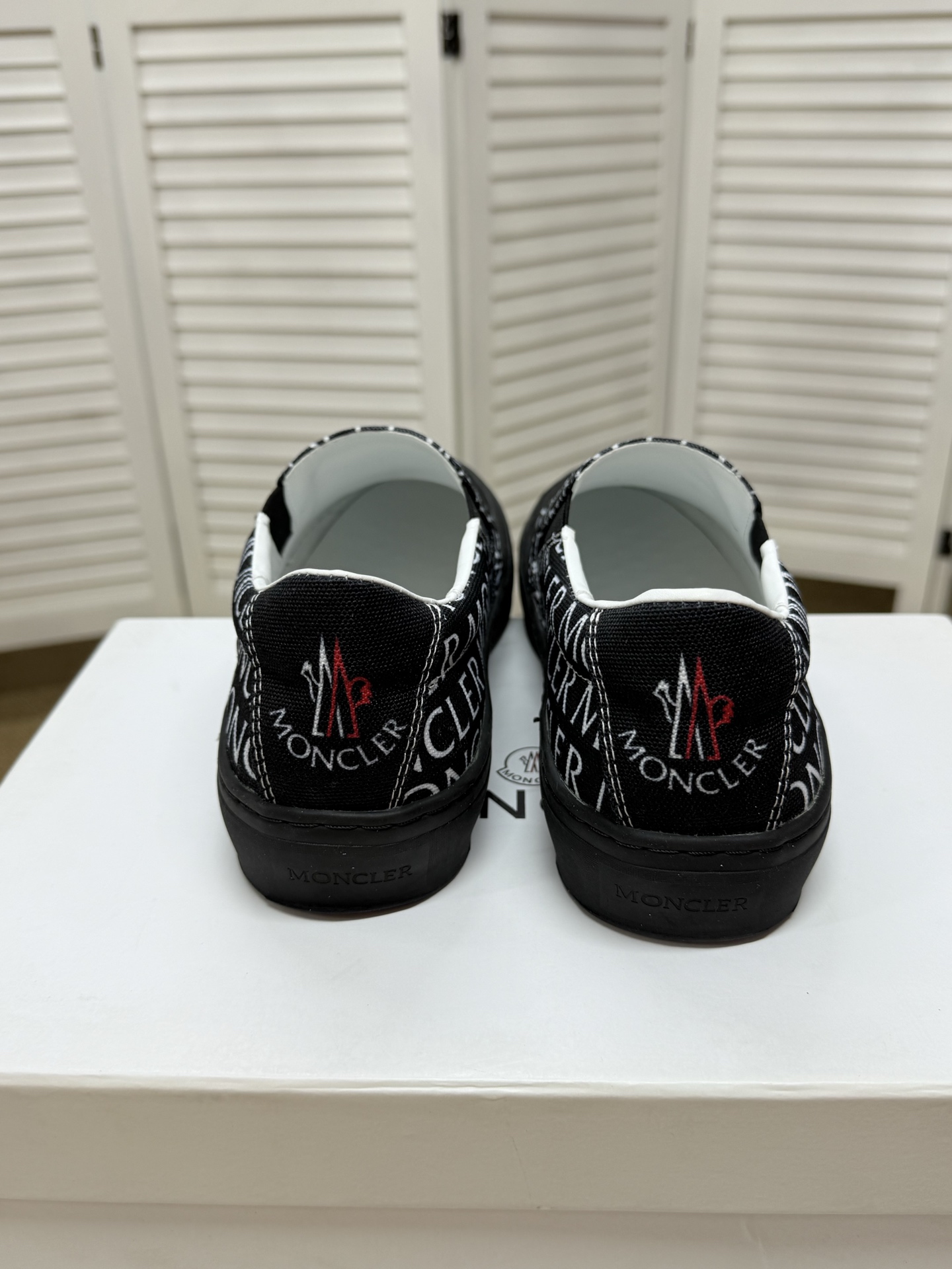 Moncler shoe