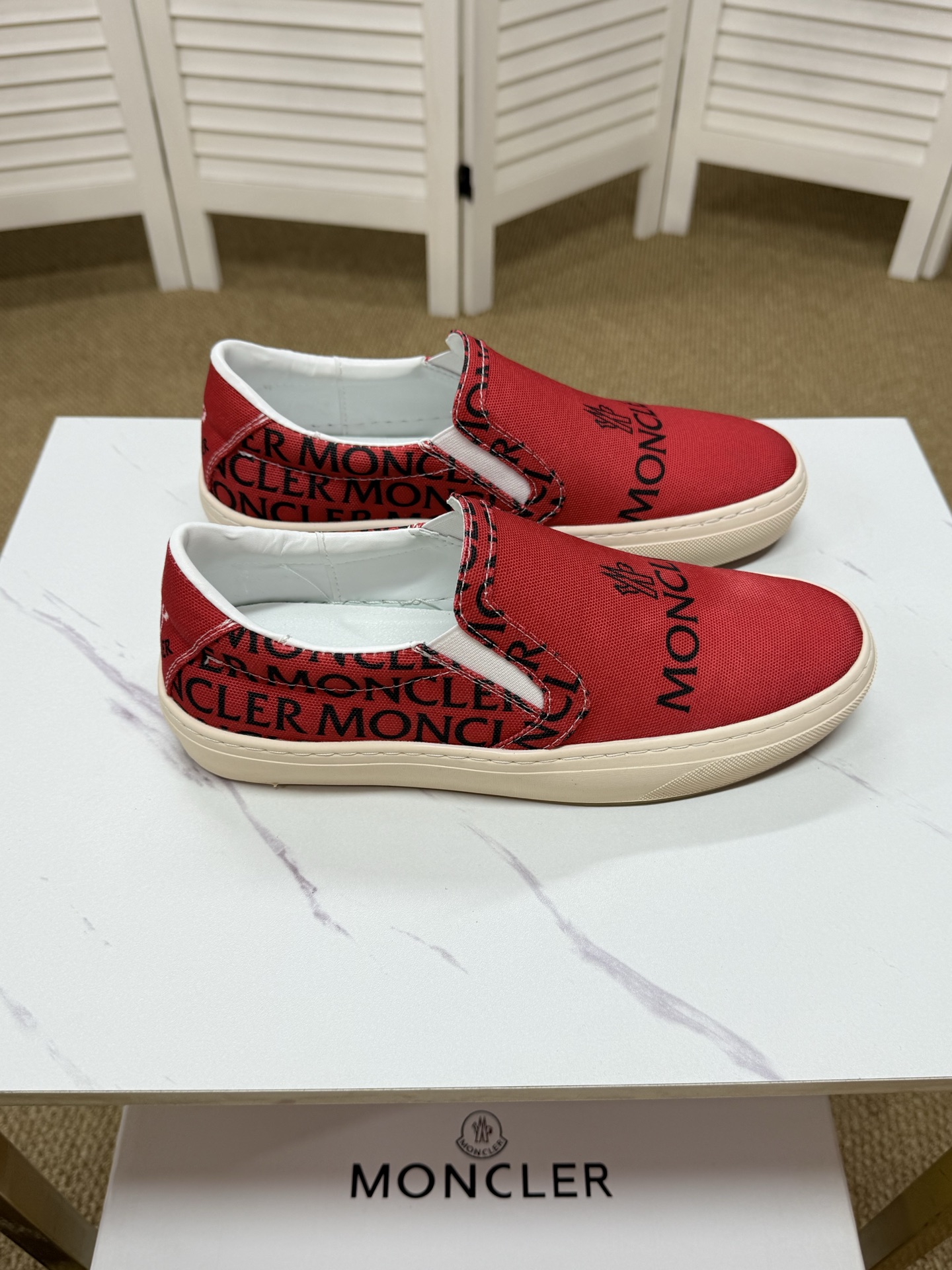 Moncler shoe