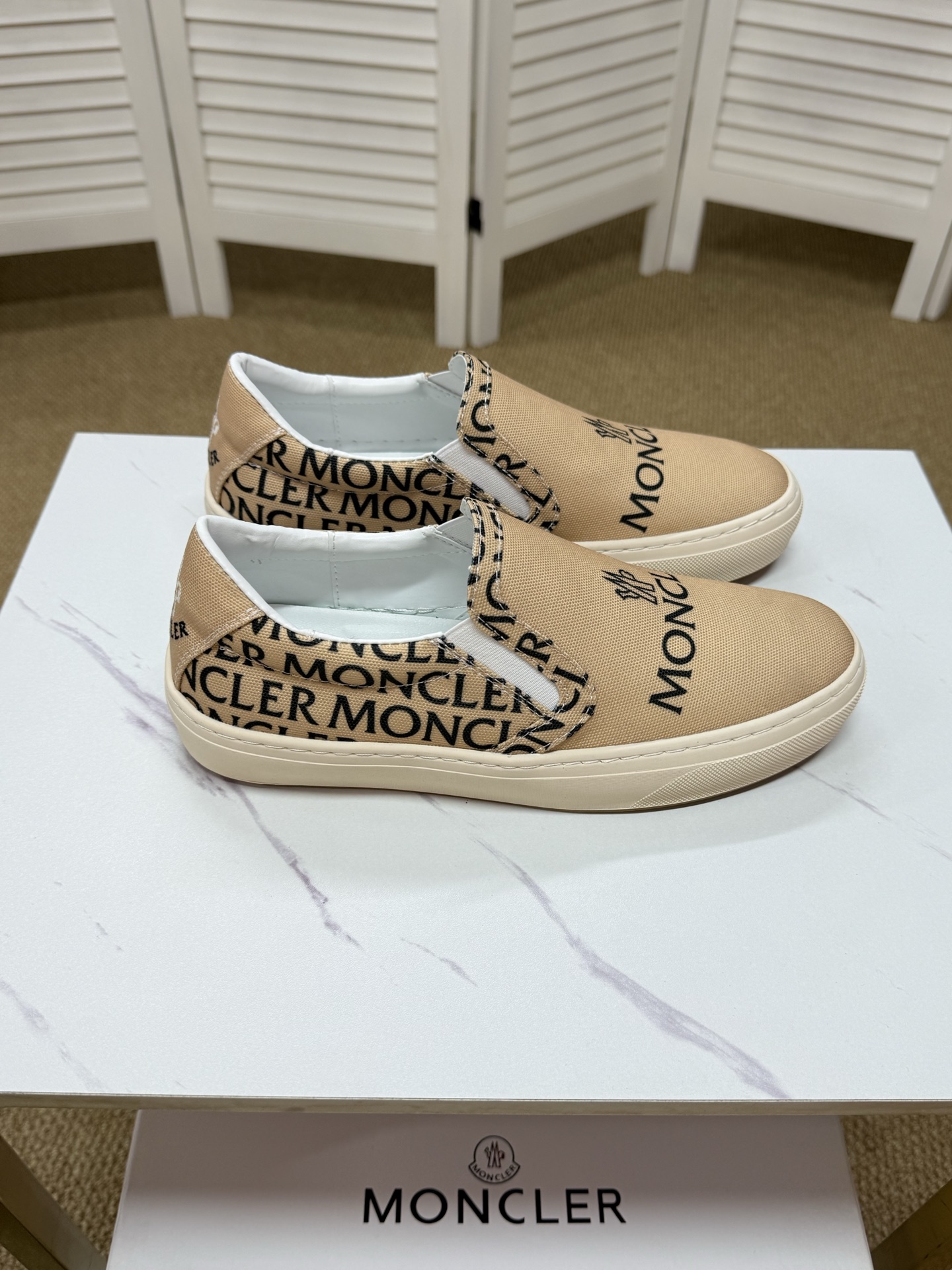 Moncler shoe