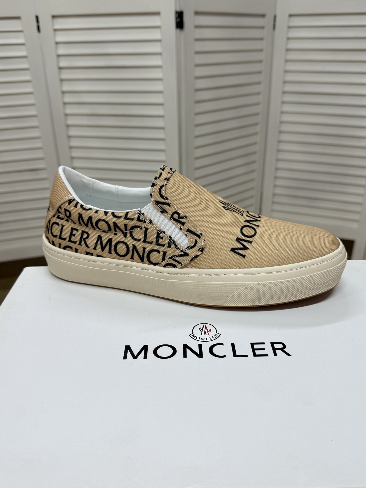 Moncler shoe