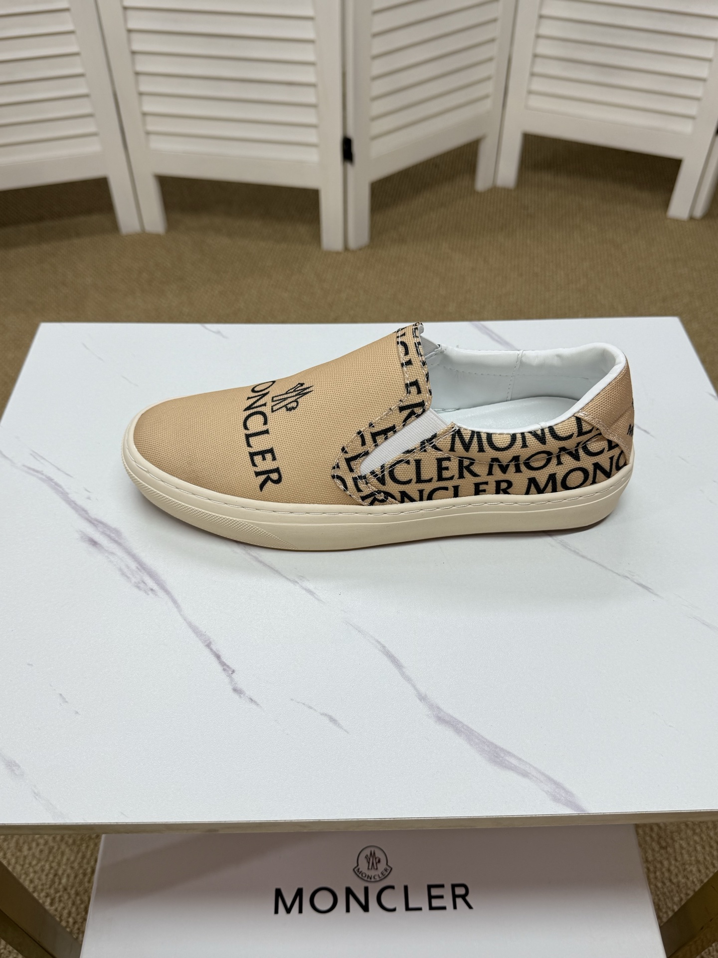 Moncler shoe