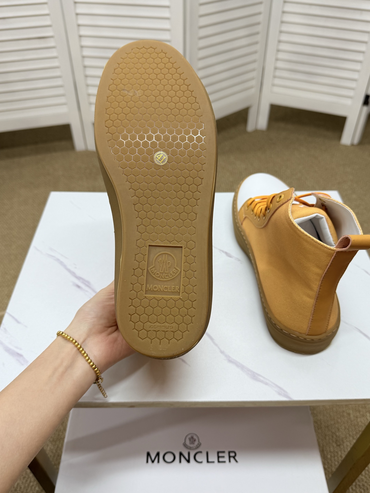 Moncler shoe