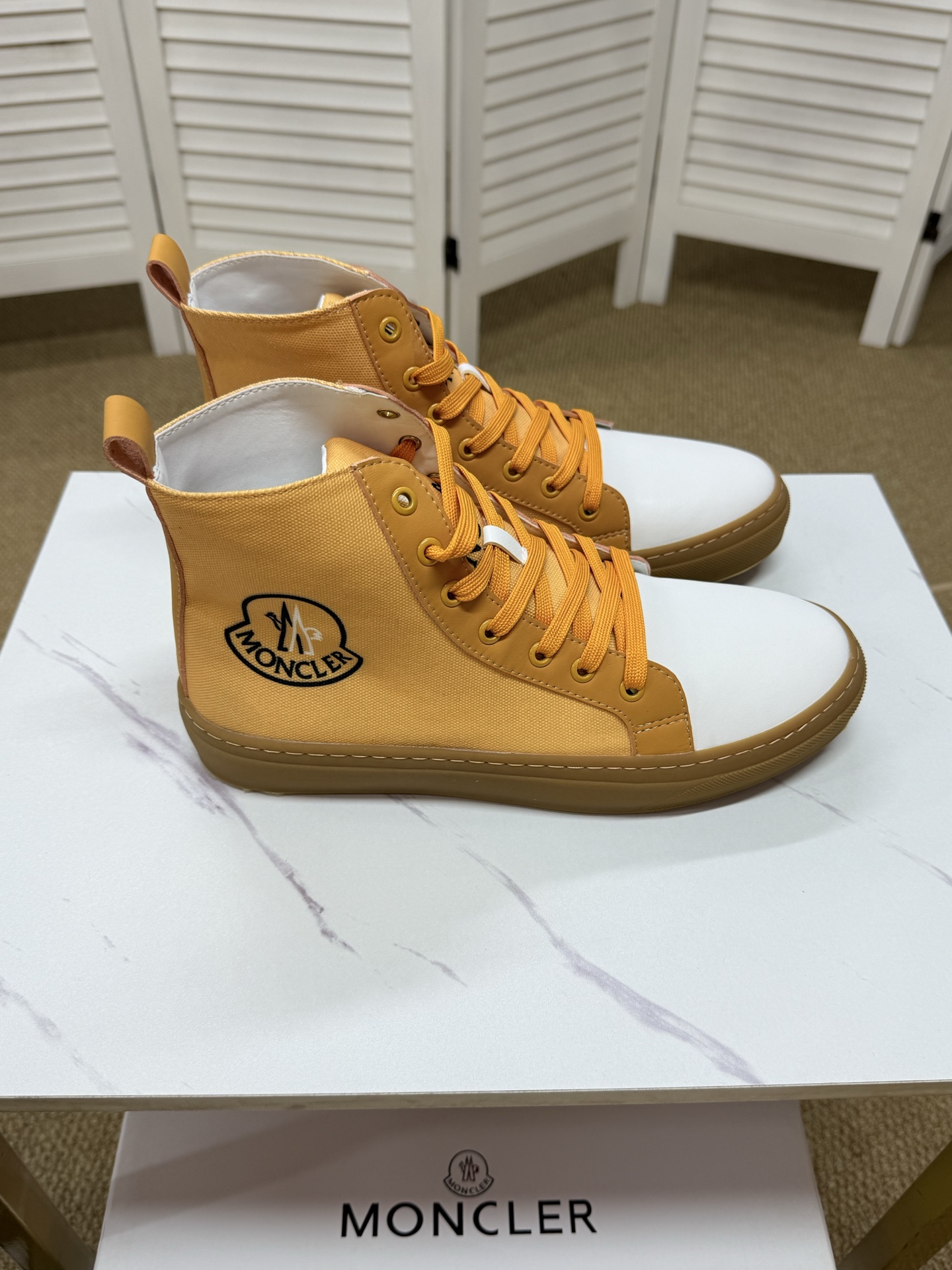 Moncler shoe