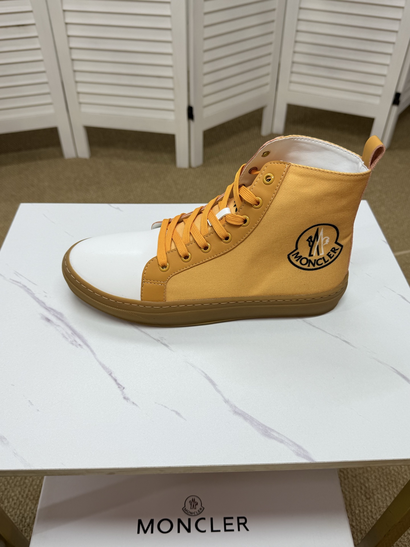 Moncler shoe