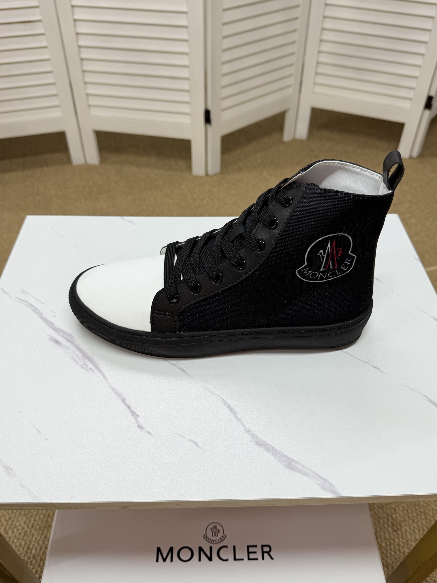 Moncler shoe