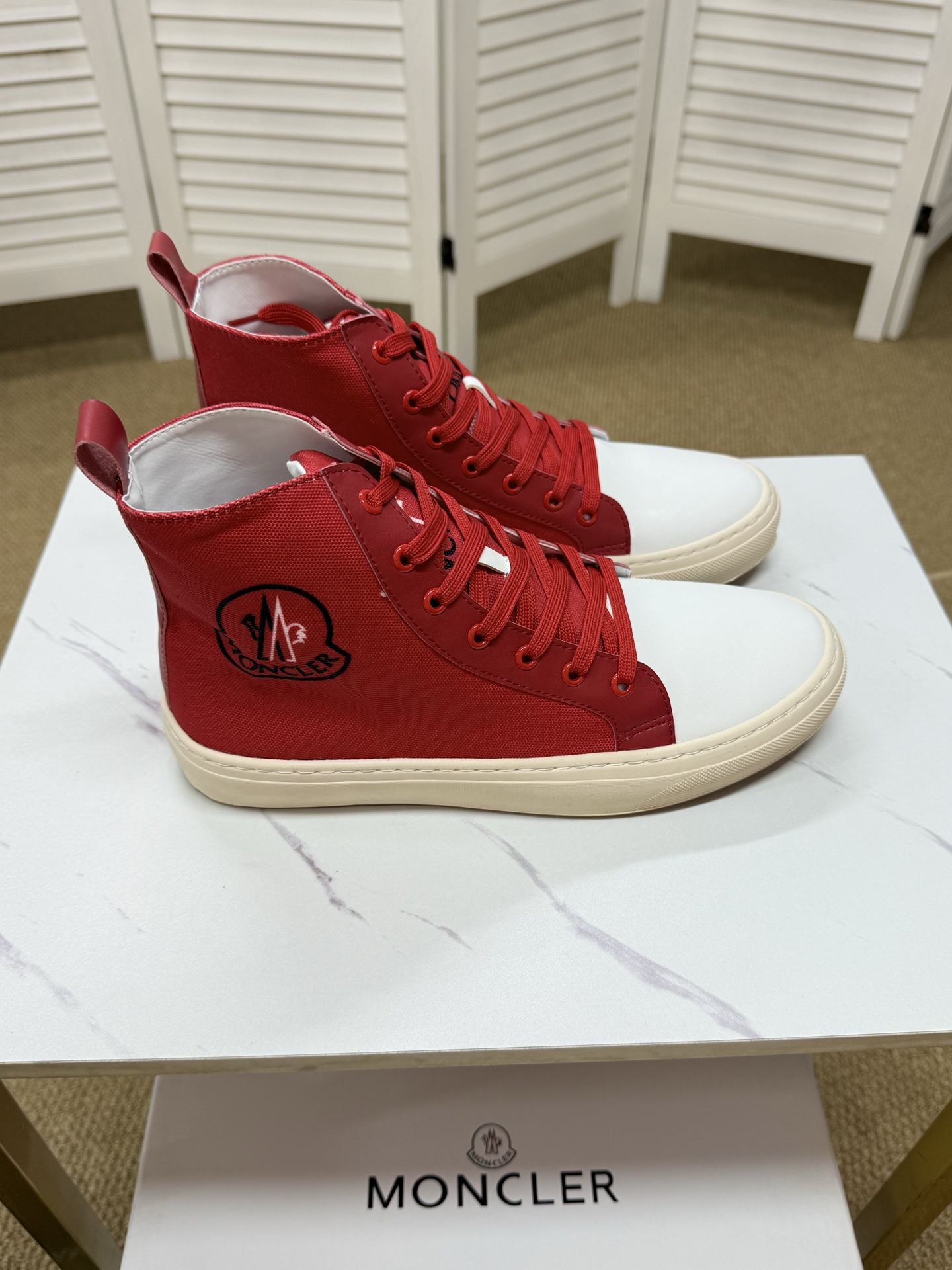 Moncler shoe