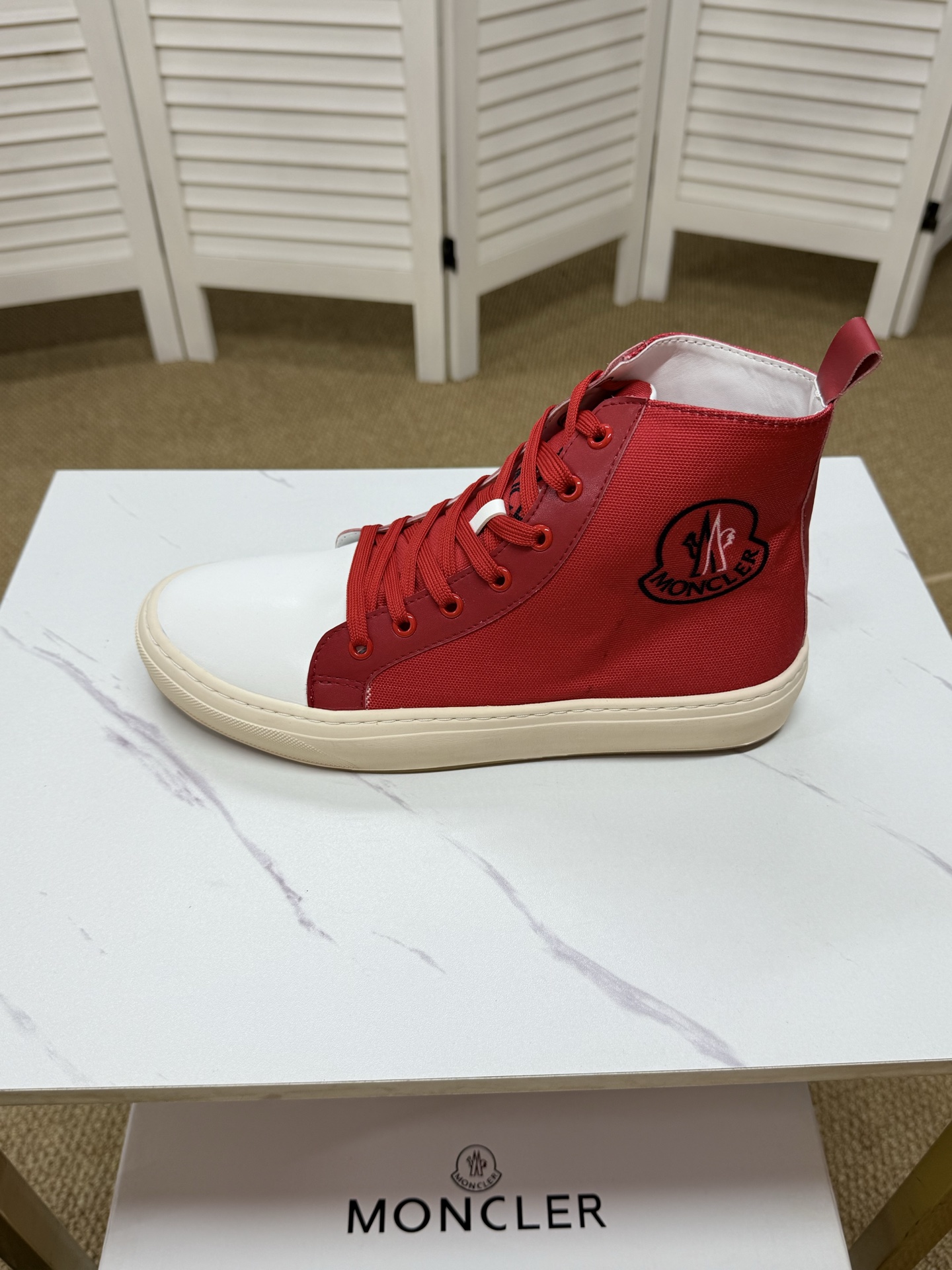 Moncler shoe