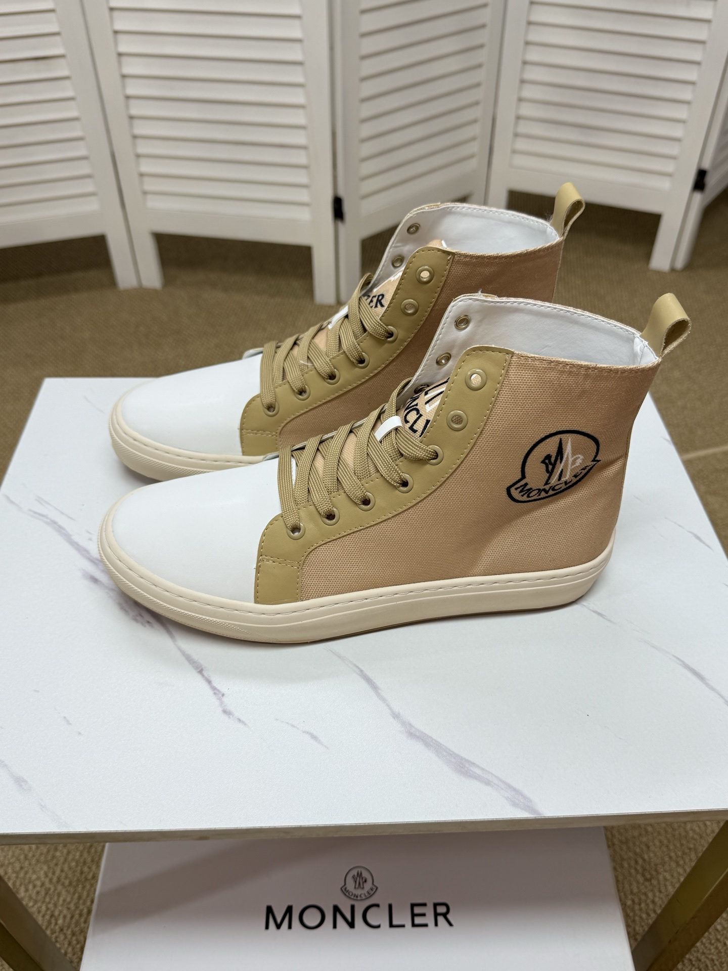 Moncler shoe