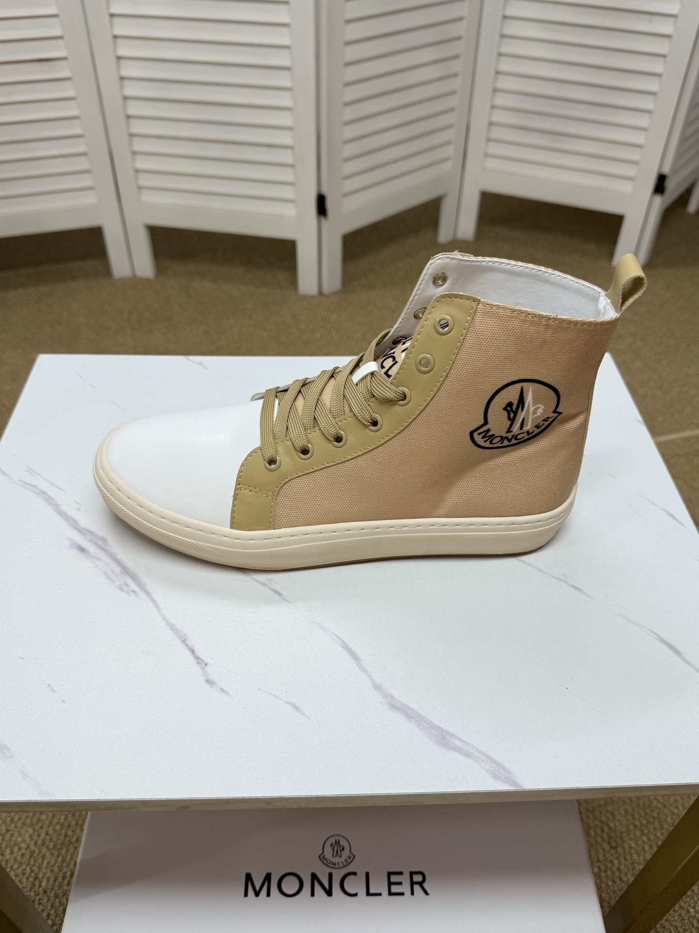 Moncler shoe