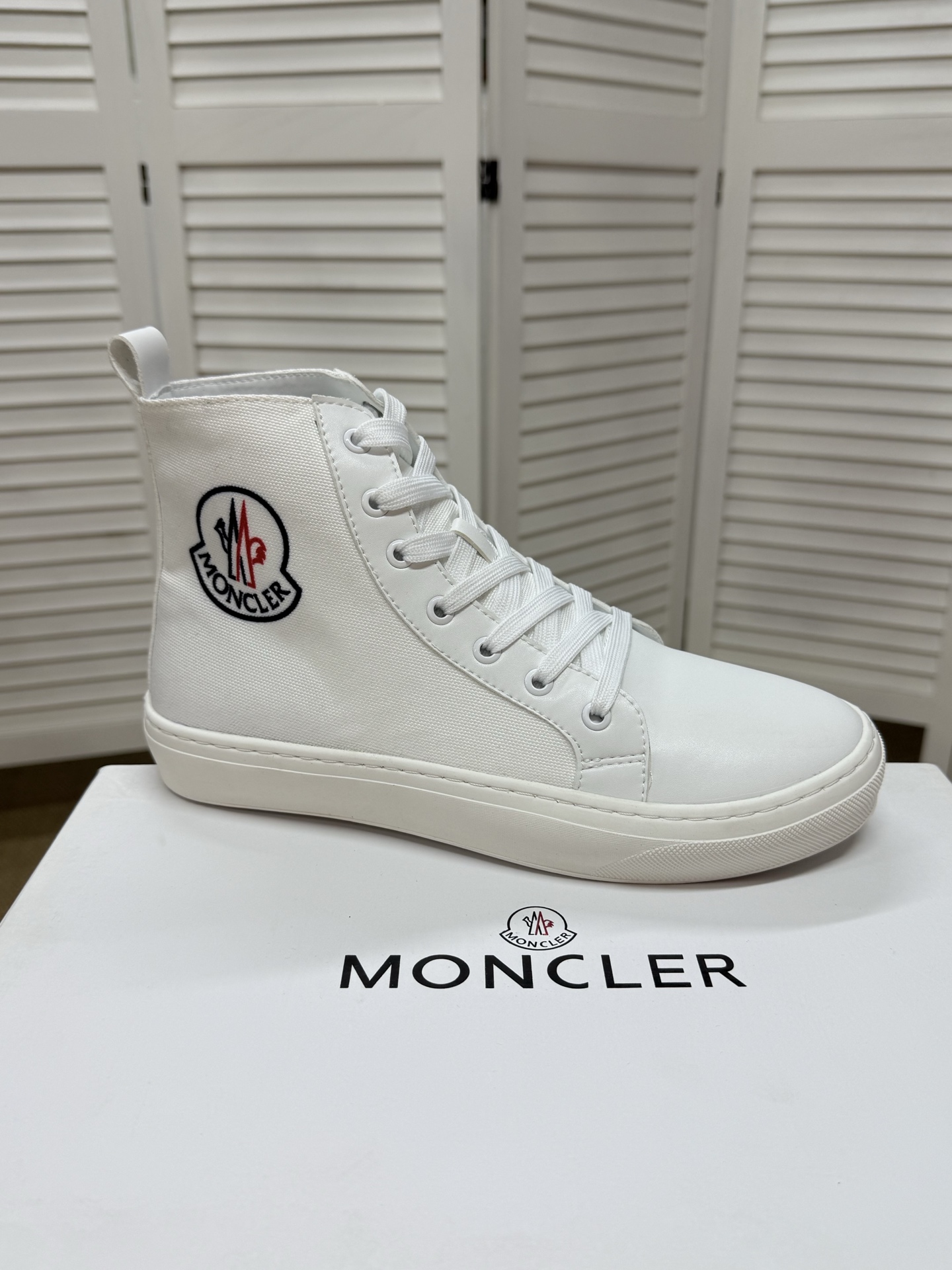Moncler shoe