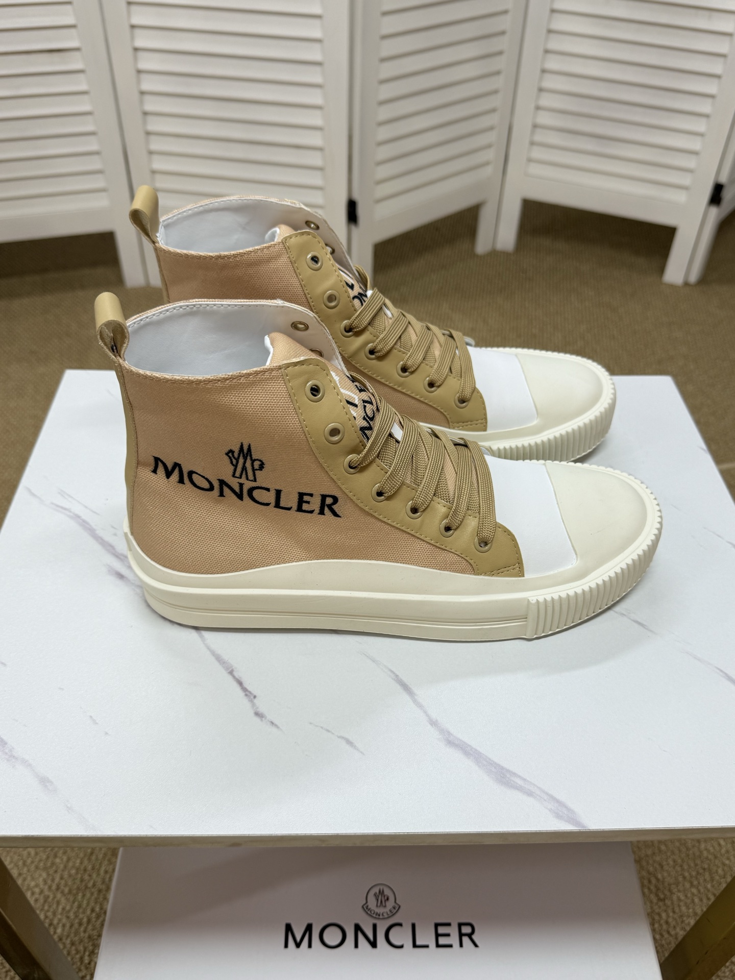 Moncler shoe