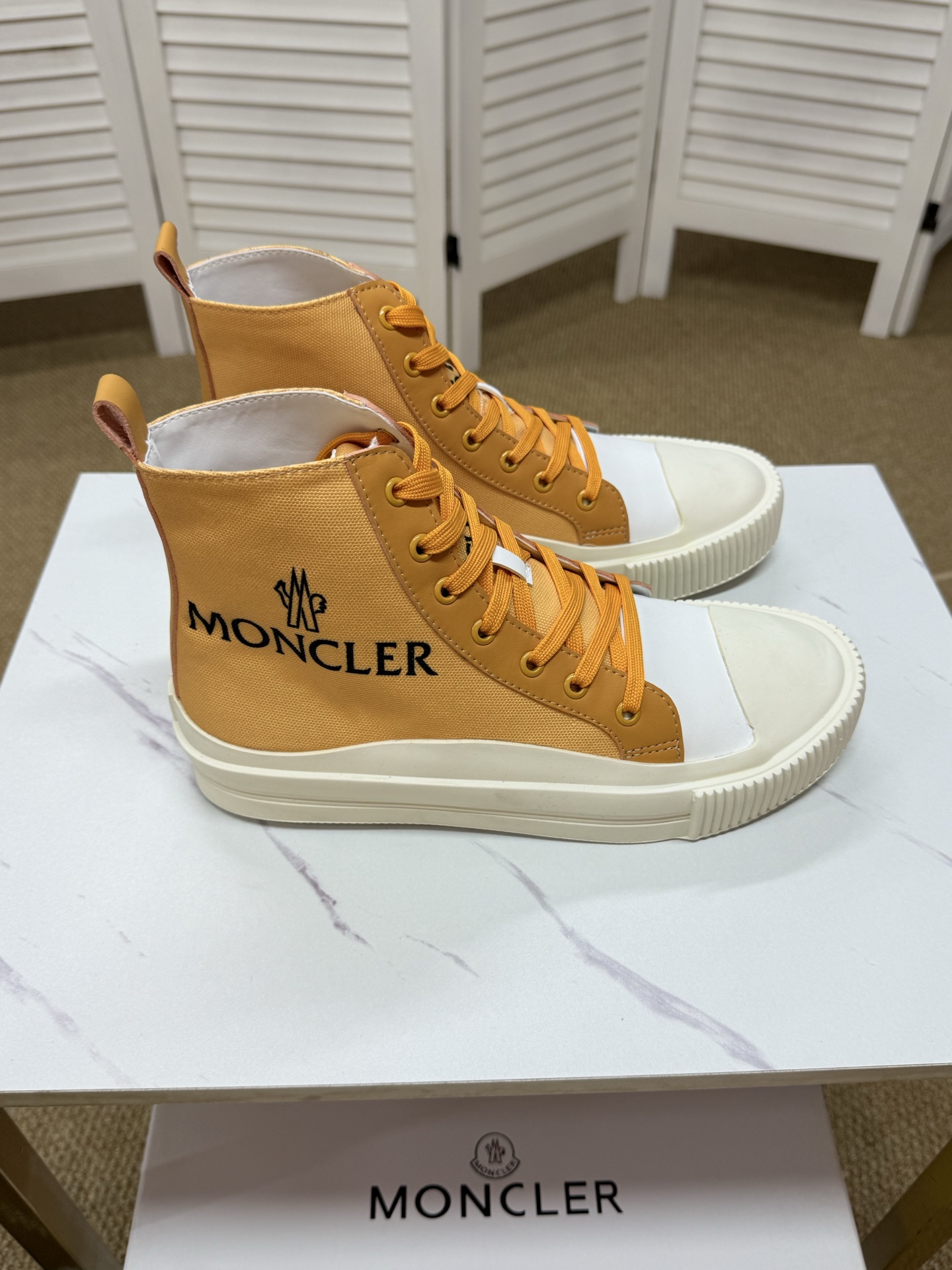 Moncler shoe