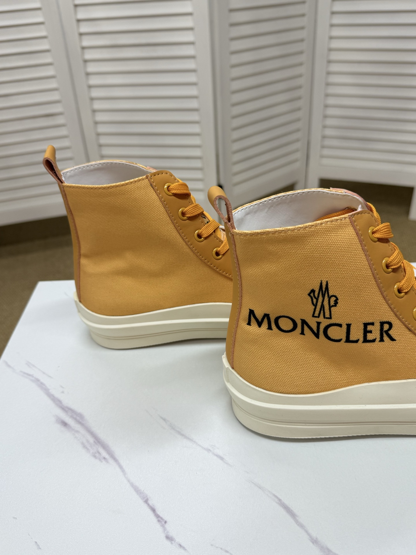 Moncler shoe