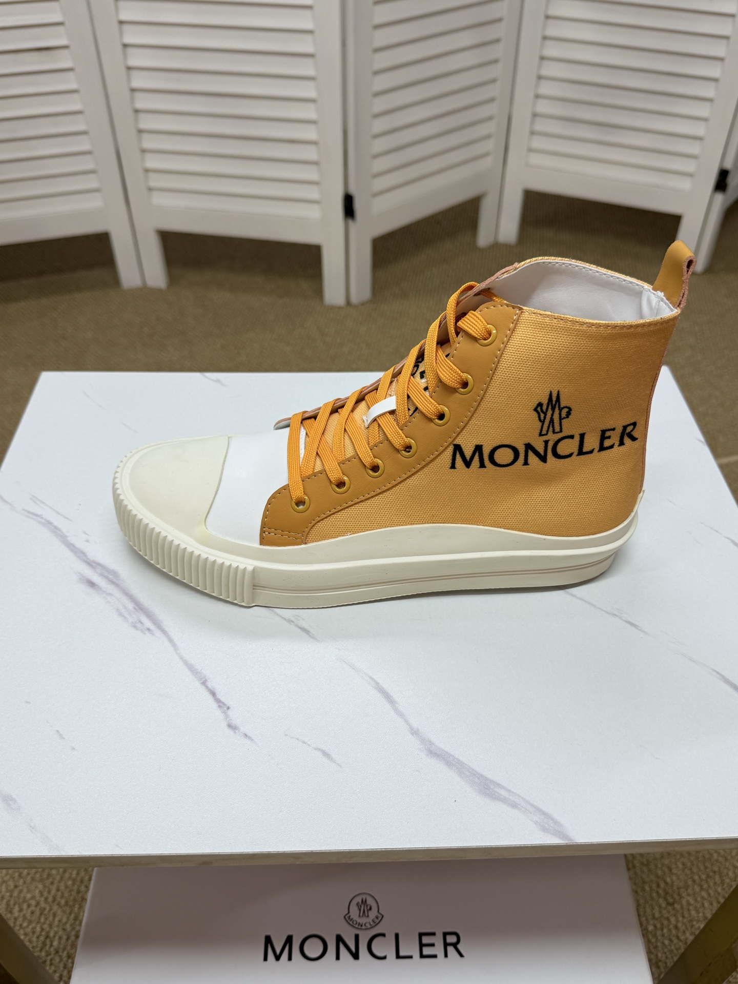 Moncler shoe