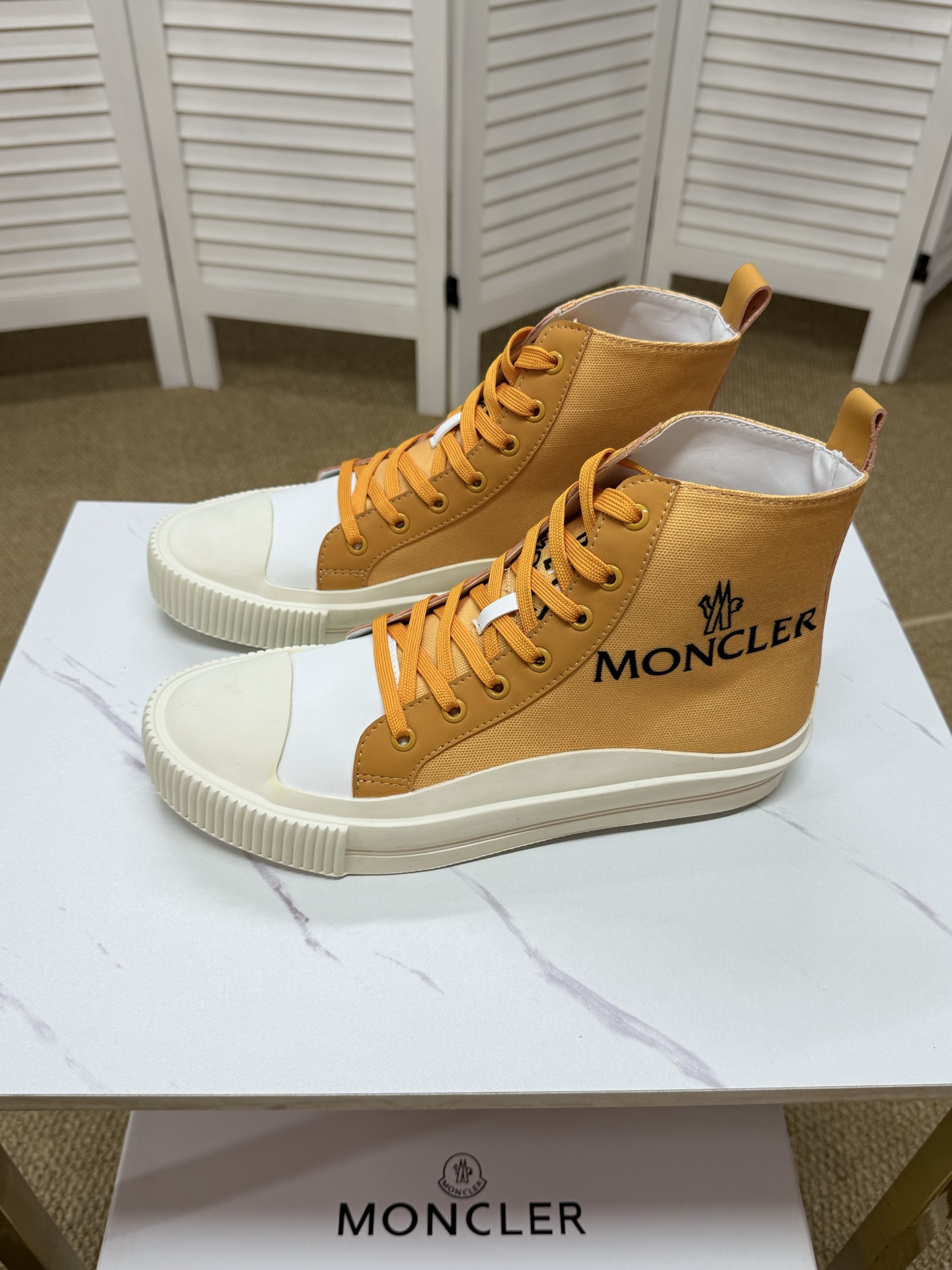 Moncler shoe