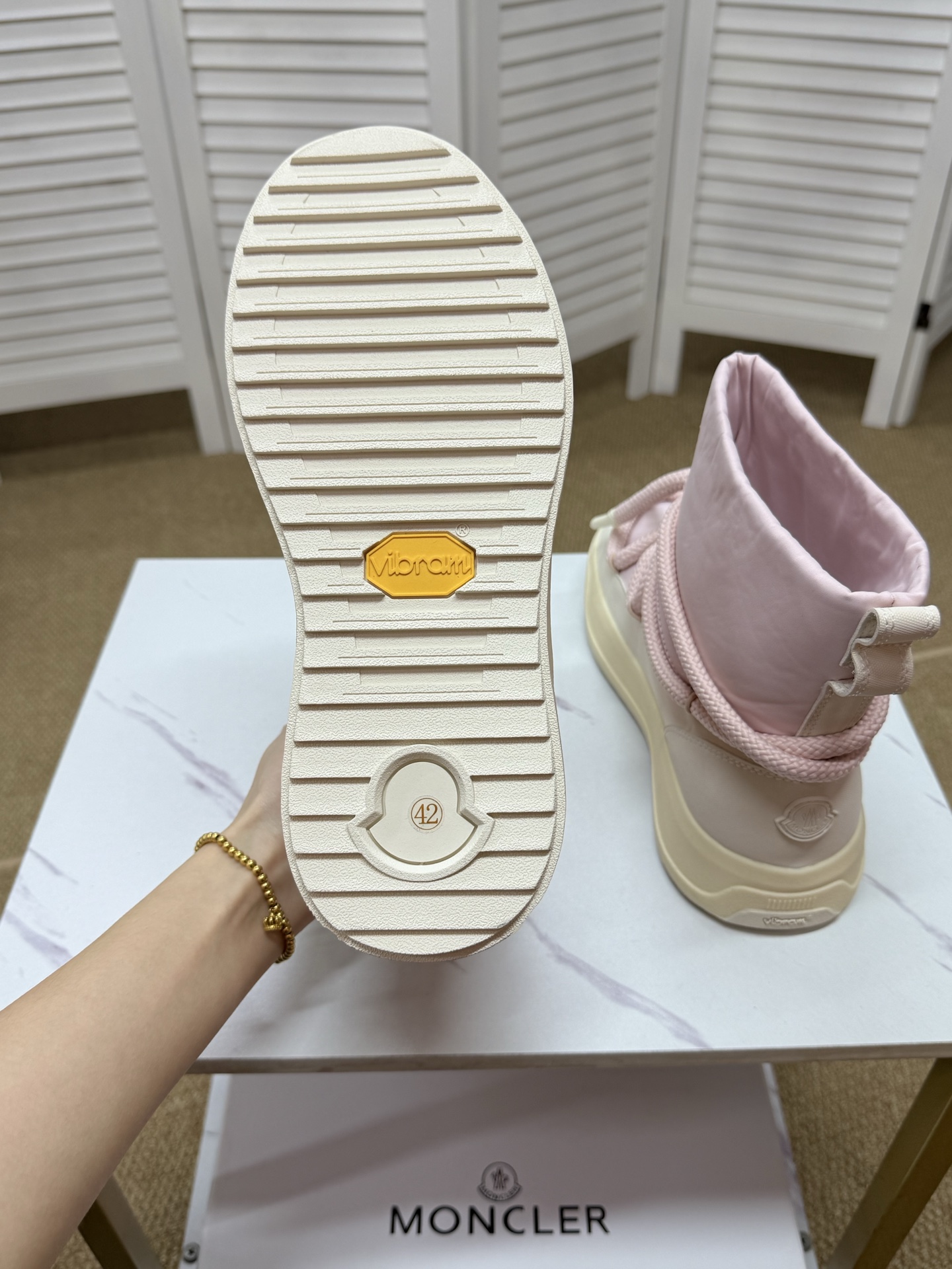 Moncler shoe