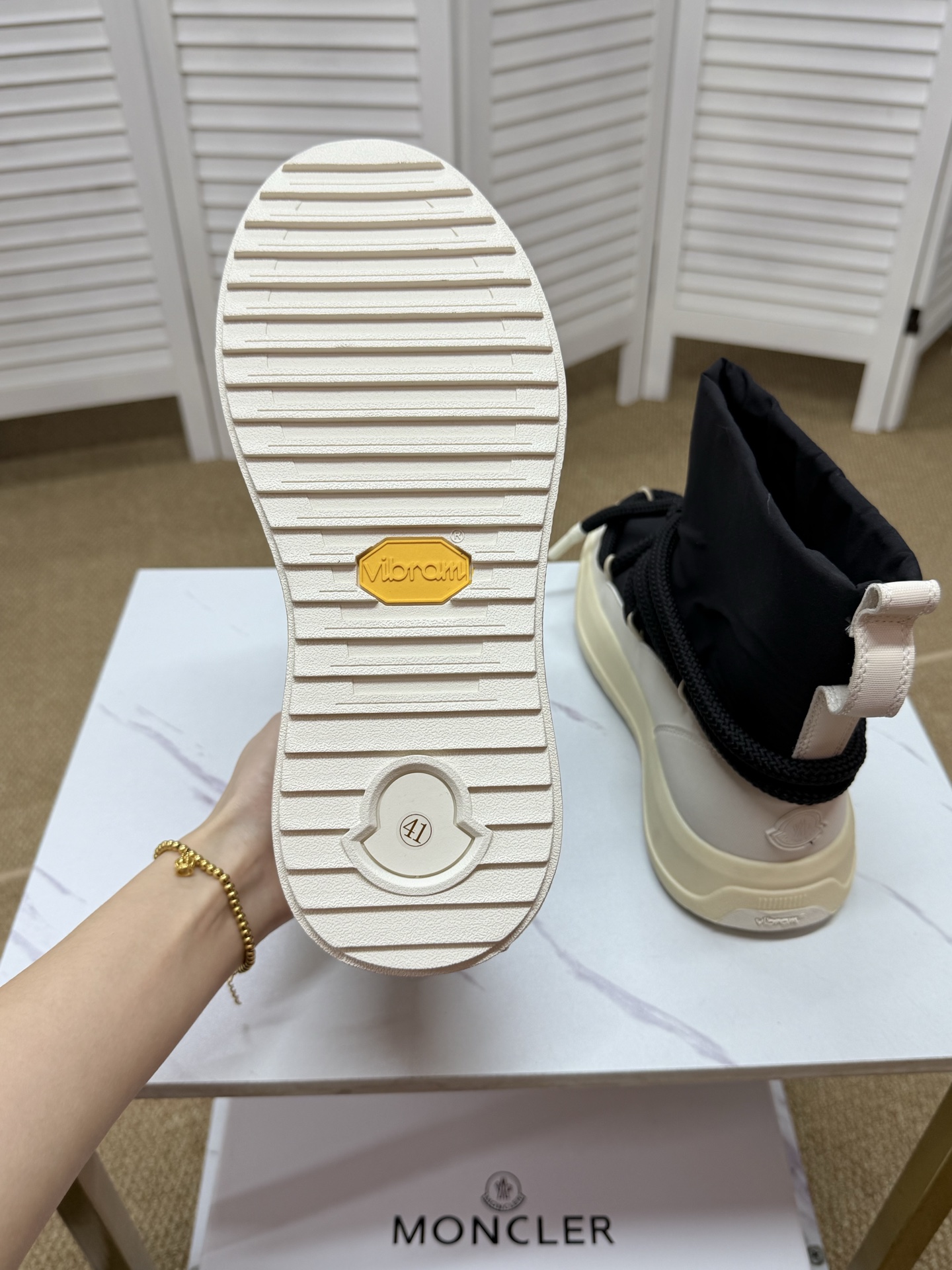 Moncler shoe