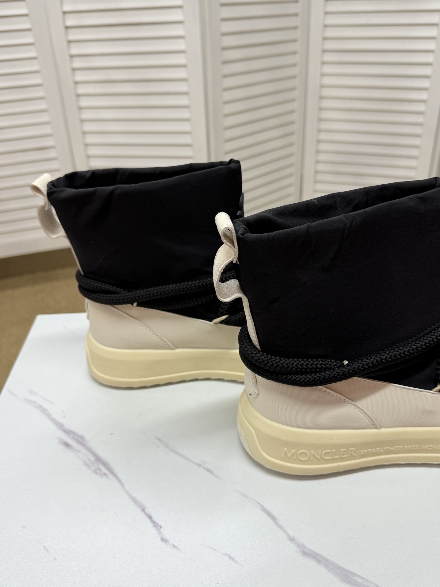 Moncler shoe
