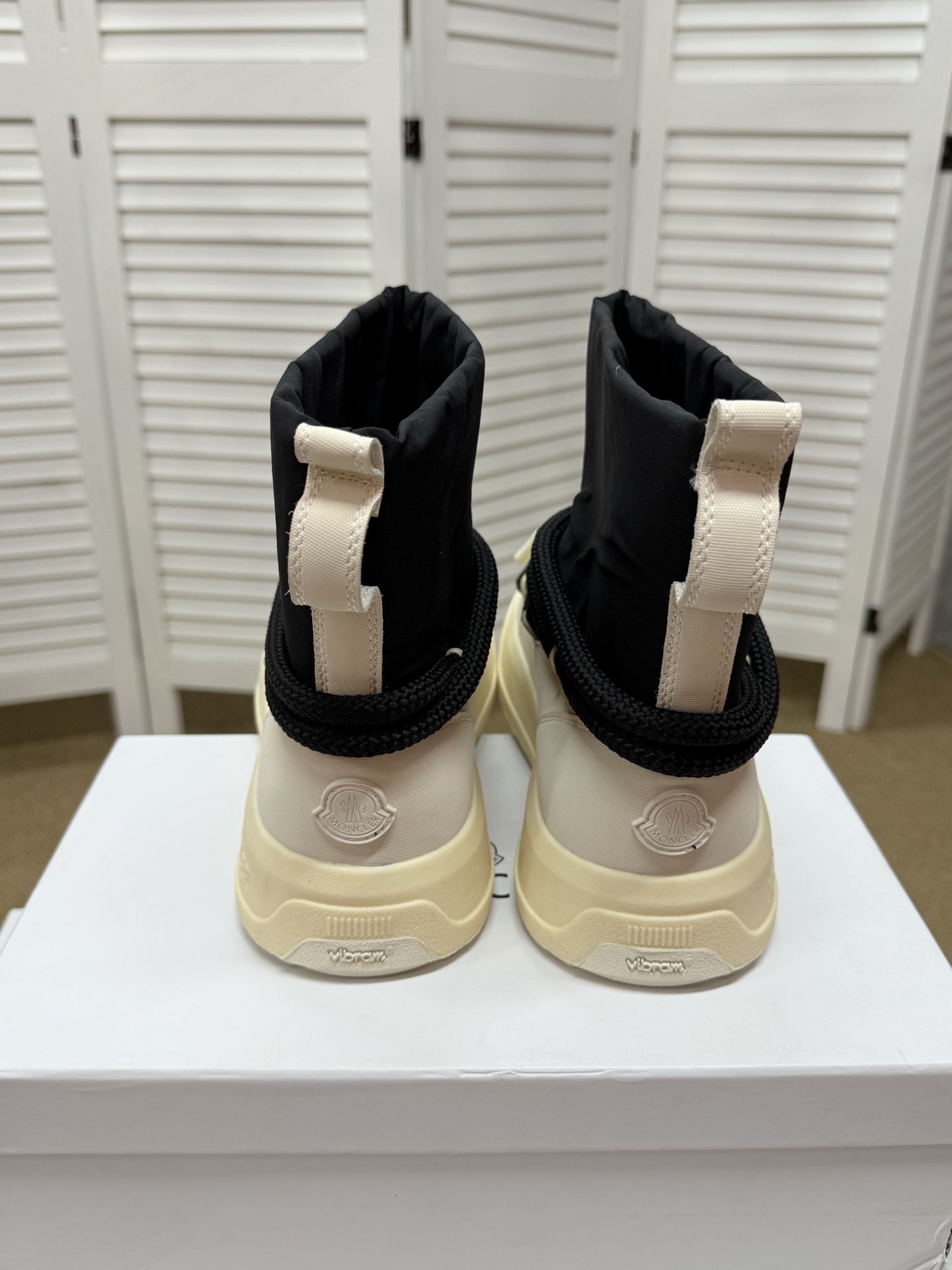 Moncler shoe