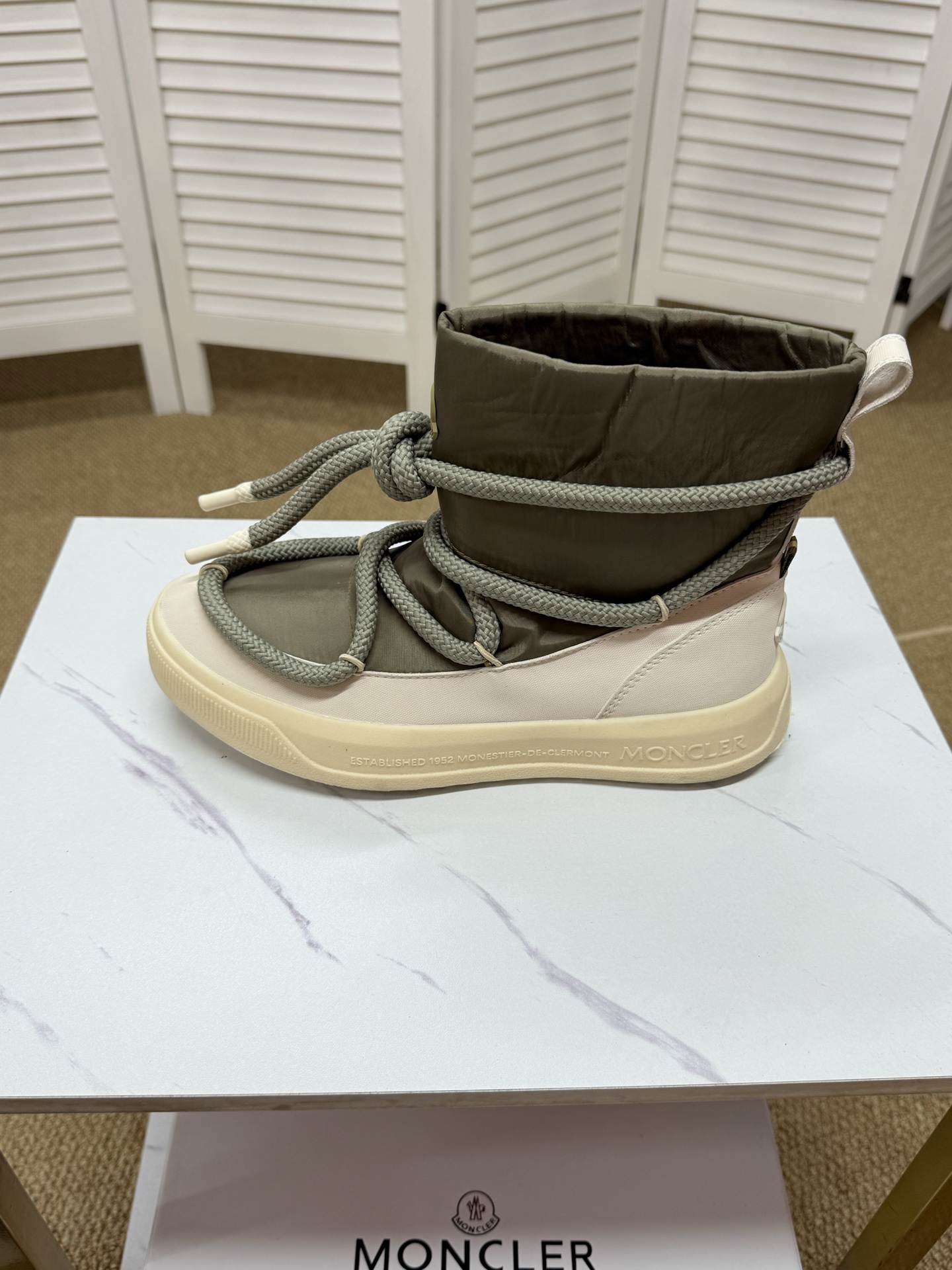 Moncler shoe