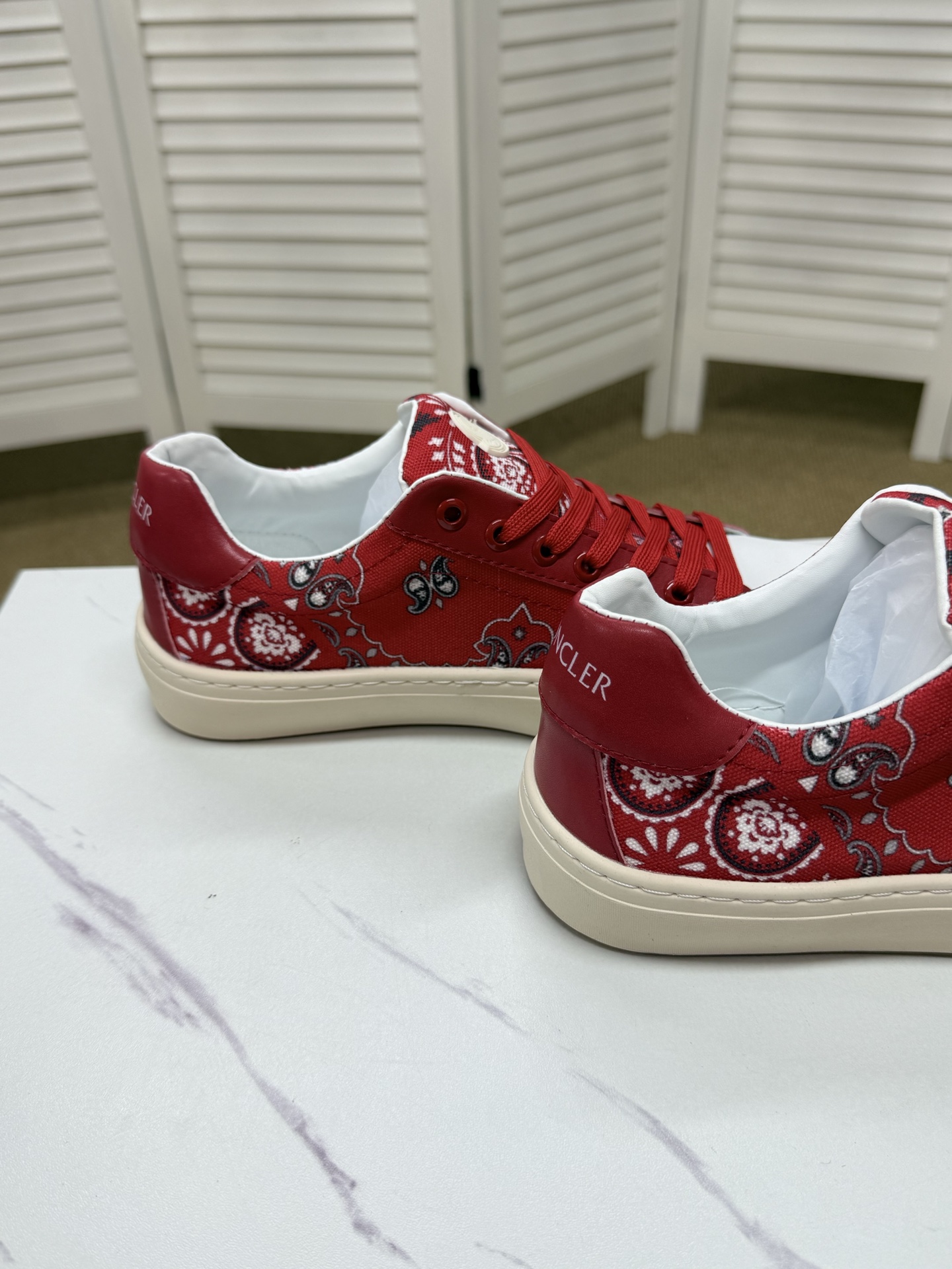Moncler shoe