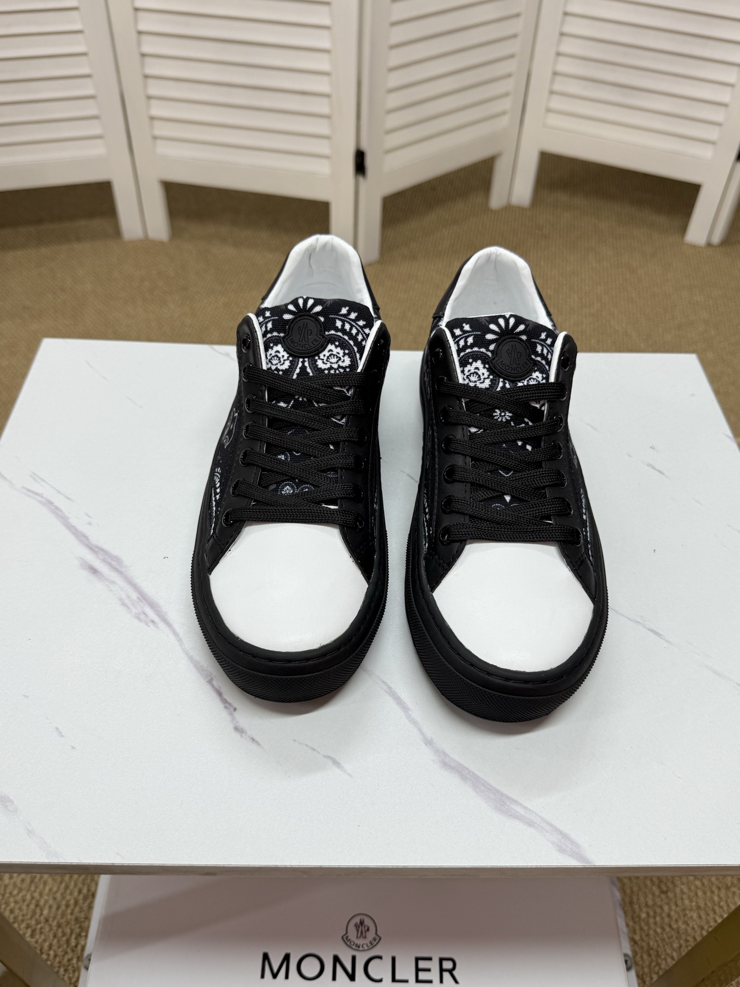 Moncler shoe
