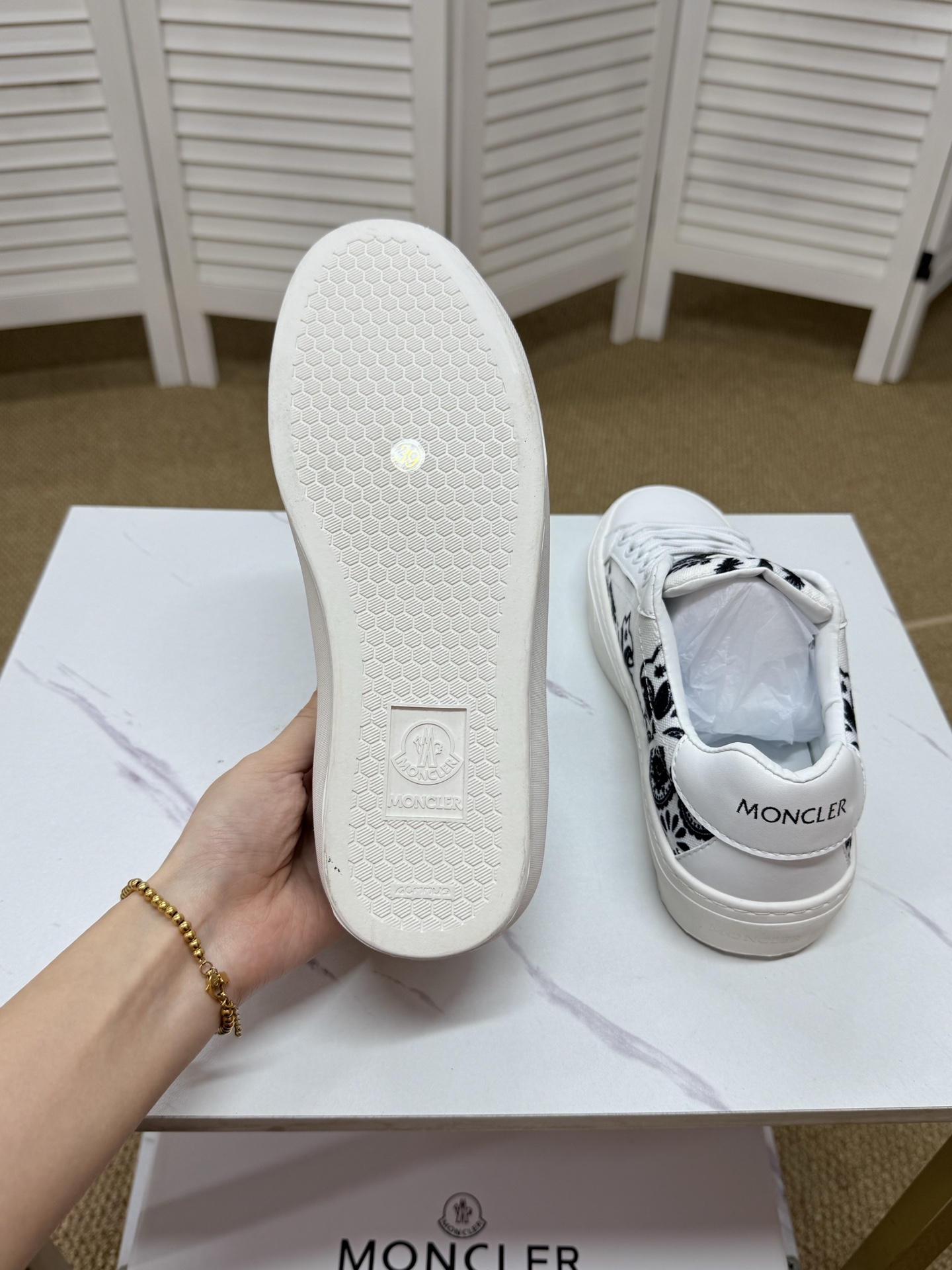 Moncler shoe