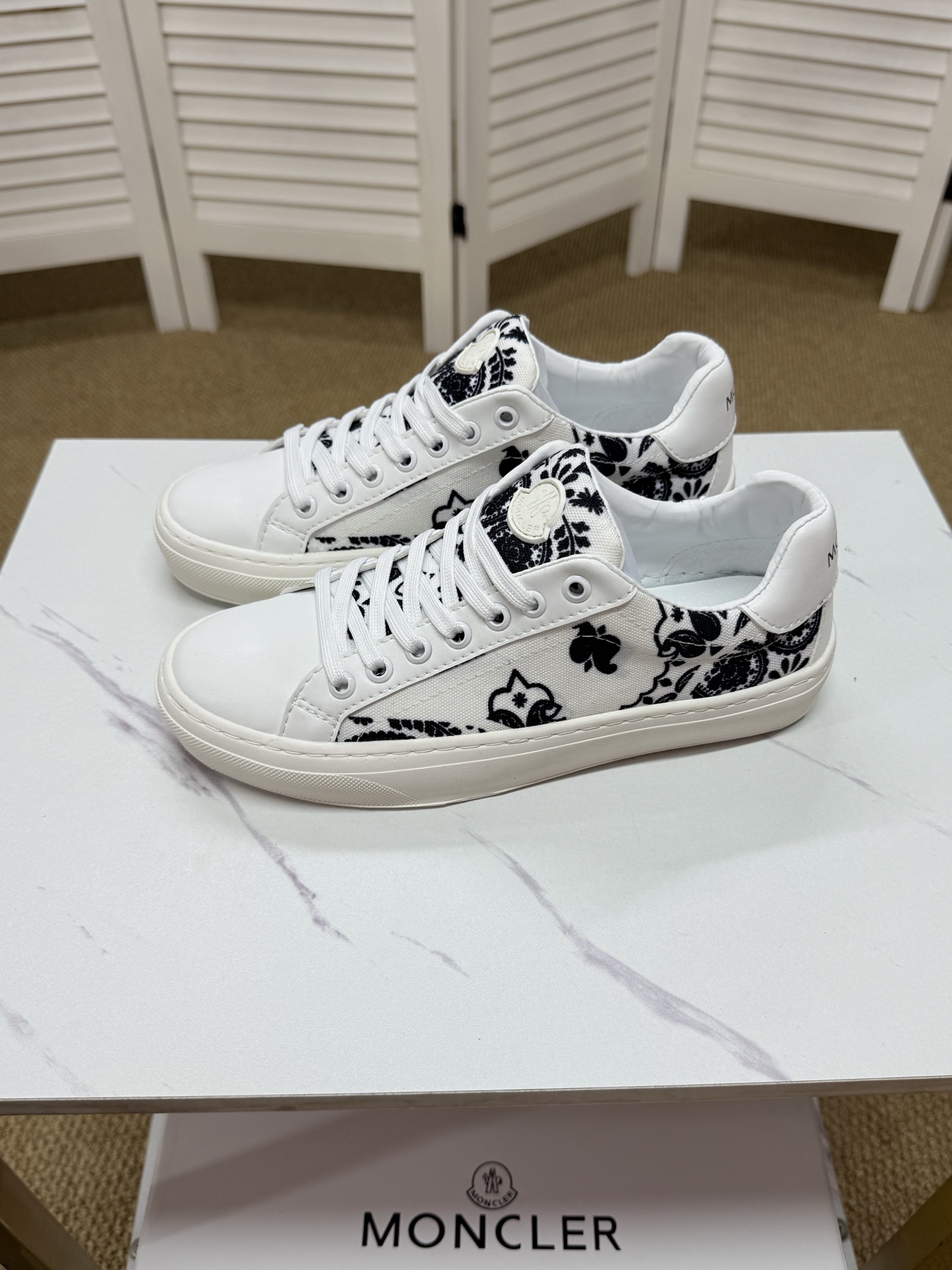 Moncler shoe