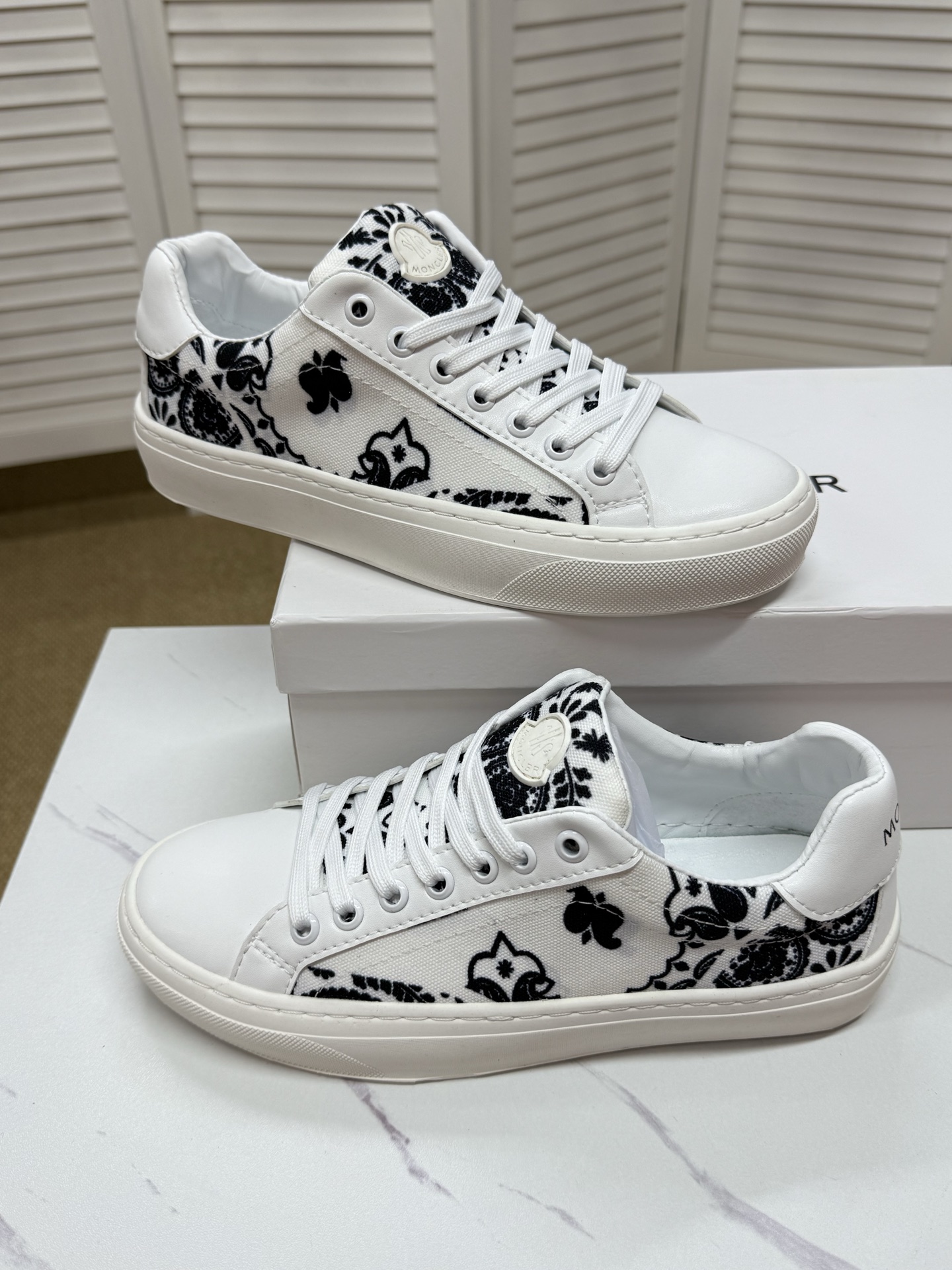Moncler shoe